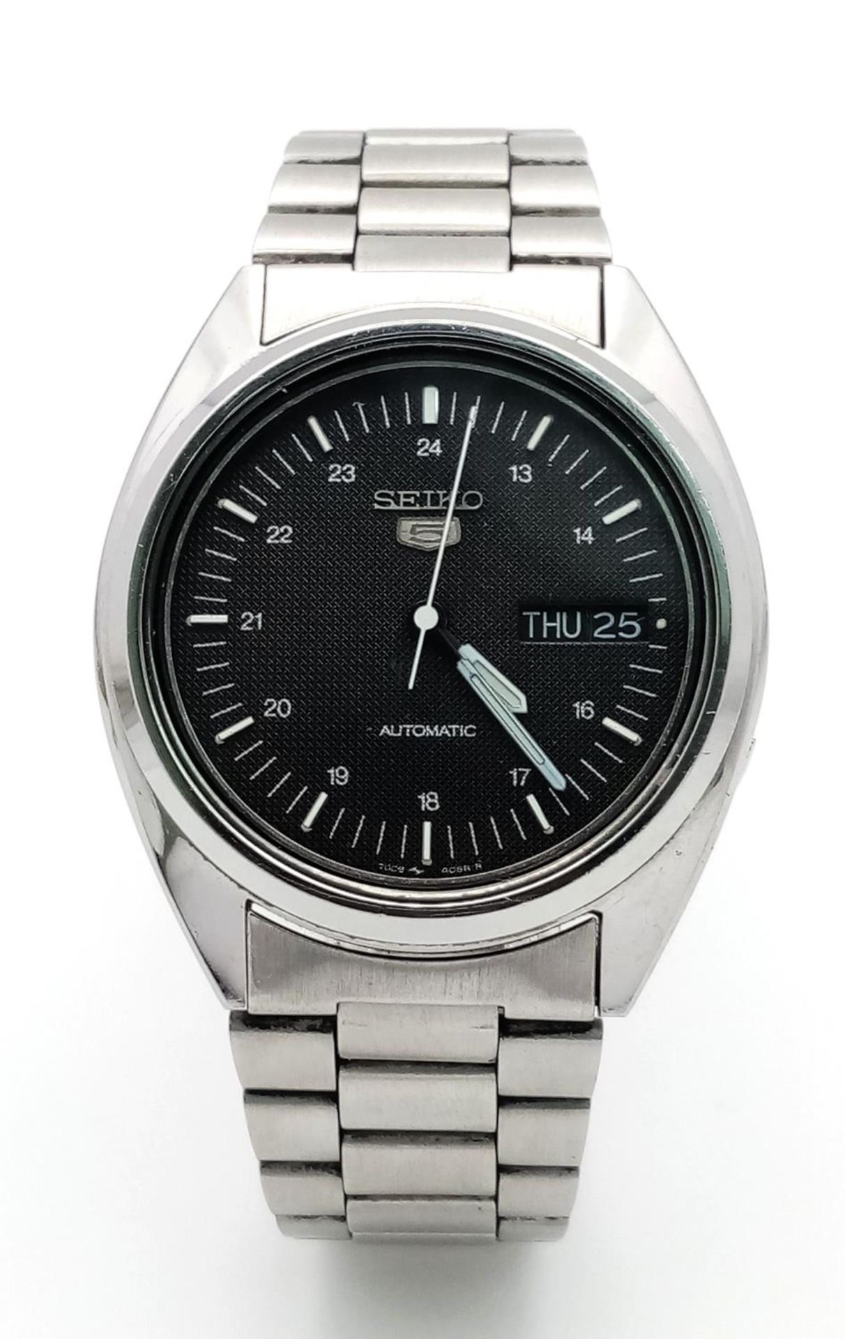 A Vintage Seiko 5 Automatic Gents Watch. Stainless steel bracelet and case - 37mm. Grey dial with - Bild 3 aus 7