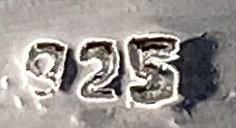 A Garnet and White Zircon Tennis Bracelet set in 925 Sterling silver. 32ctw. W-23.80g. Ref: HV2159 - Image 4 of 4