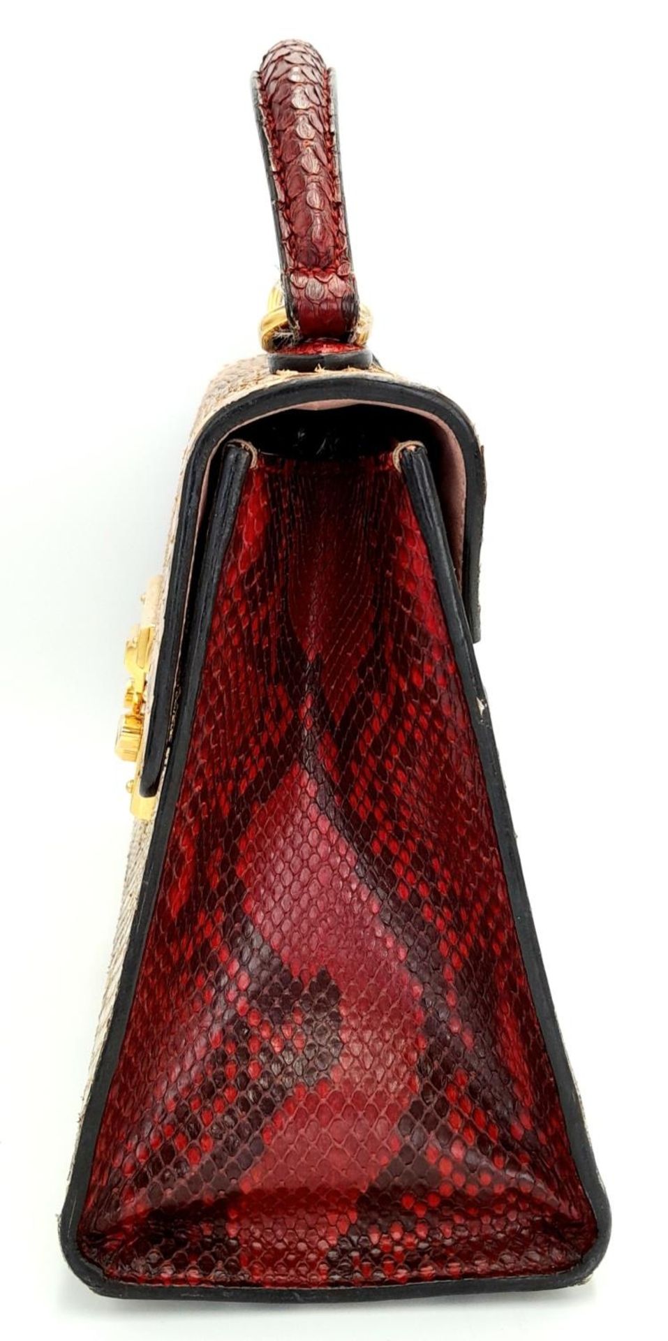 A Gucci Multi-Colour Python Padlock Bag. Python skin and leather exterior with gold-toned - Bild 5 aus 16