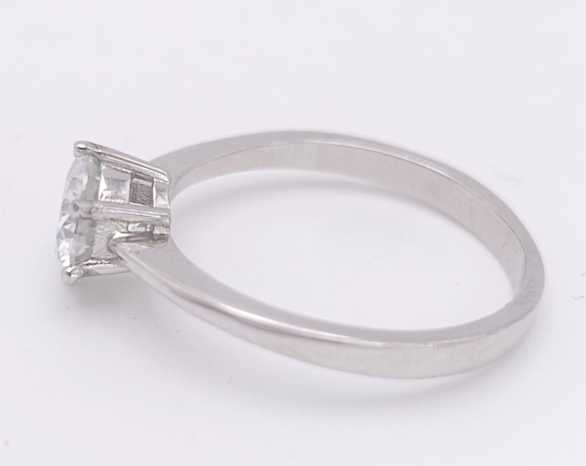 A 1ct Moissanite 925 Silver Ring. Size N. Comes with a GRA certificate. - Image 3 of 7
