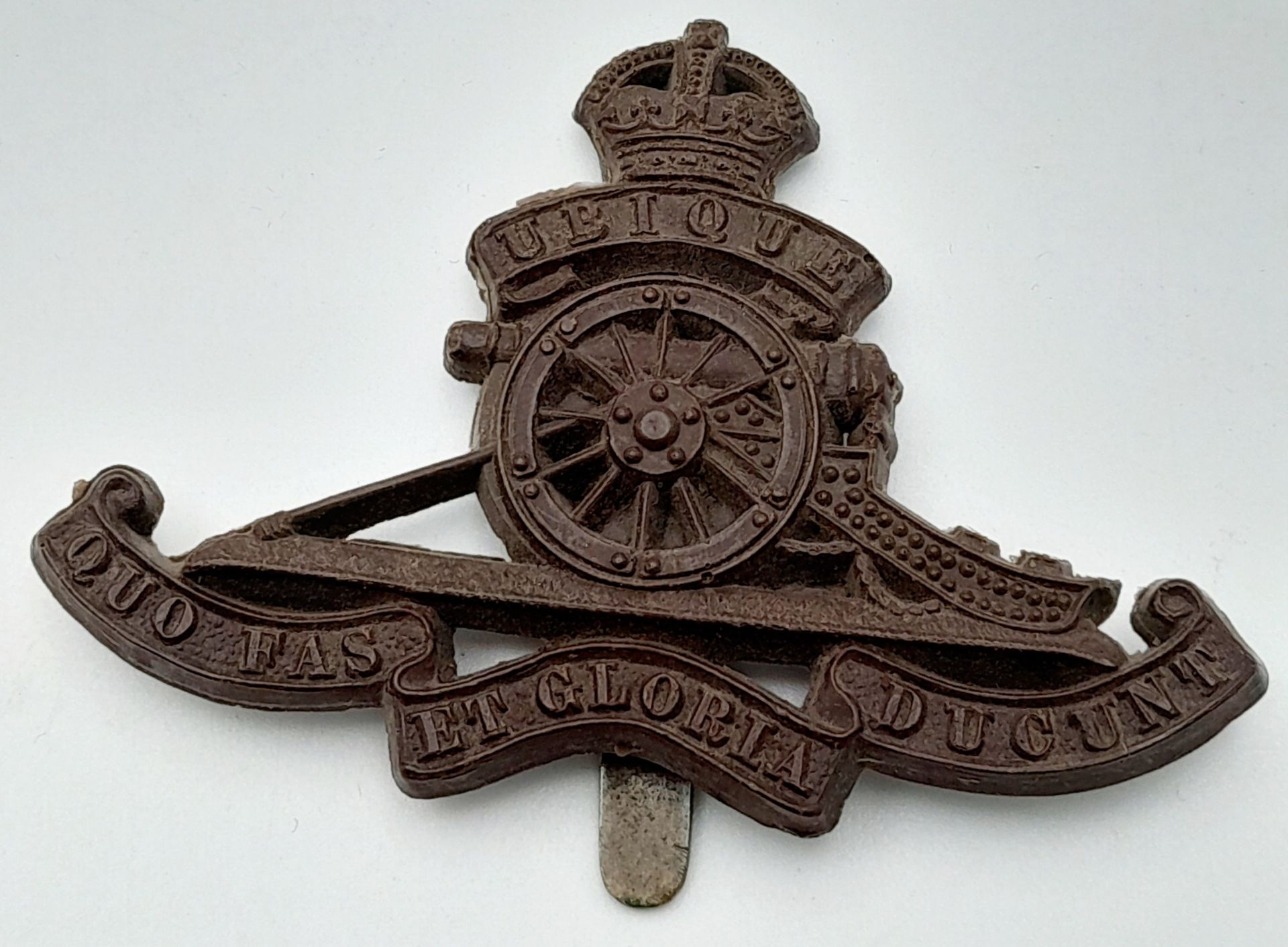 Super Scarce WW2 Plastic Economy (Cellulose Acetate) Issue Royal Artillery Cap Badge.