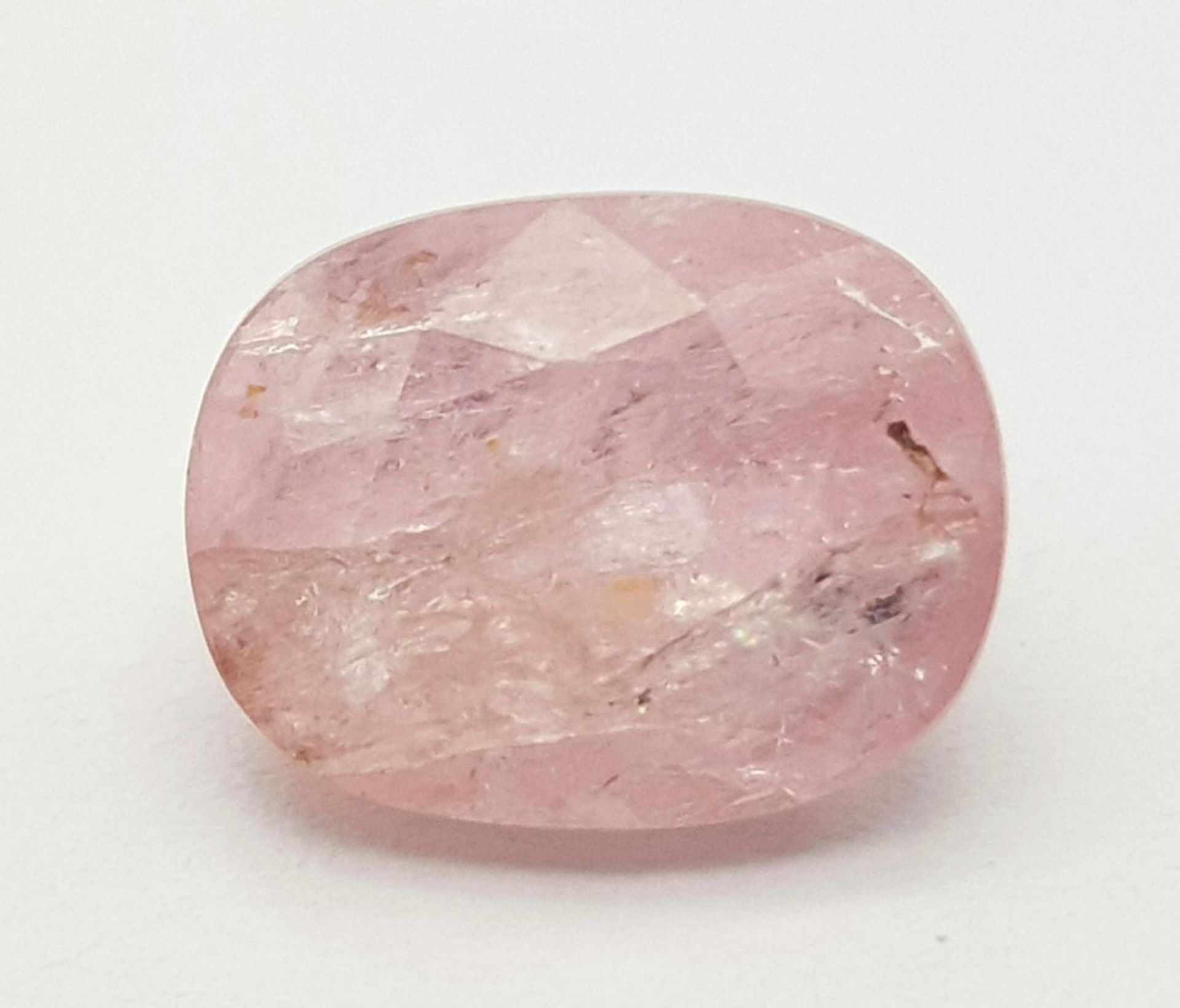 A 5.10ct Rare Peach-Pink Coloured Untreated Sapphire Gemstone - GFCO Swiss Certified. - Image 2 of 6