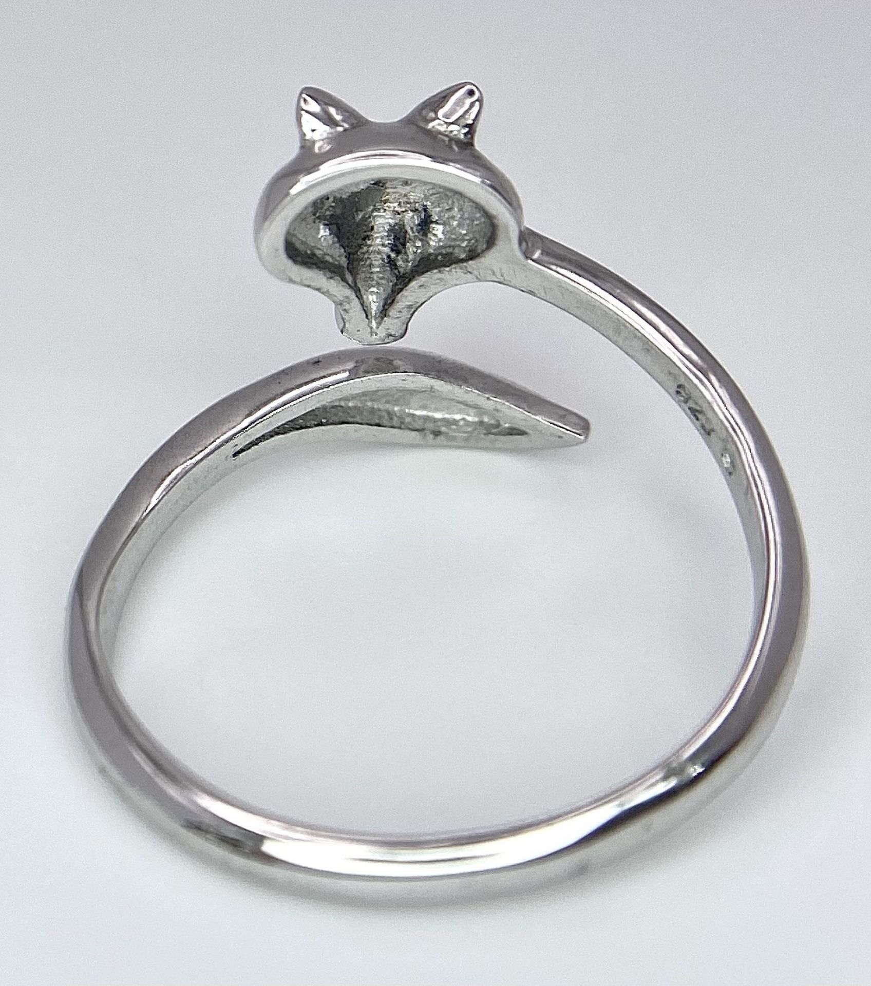 A Limited Edition (1 of 435) Sterling Silver and African Black Diamond Set ‘Fox’ Design Ring Size - Image 4 of 8