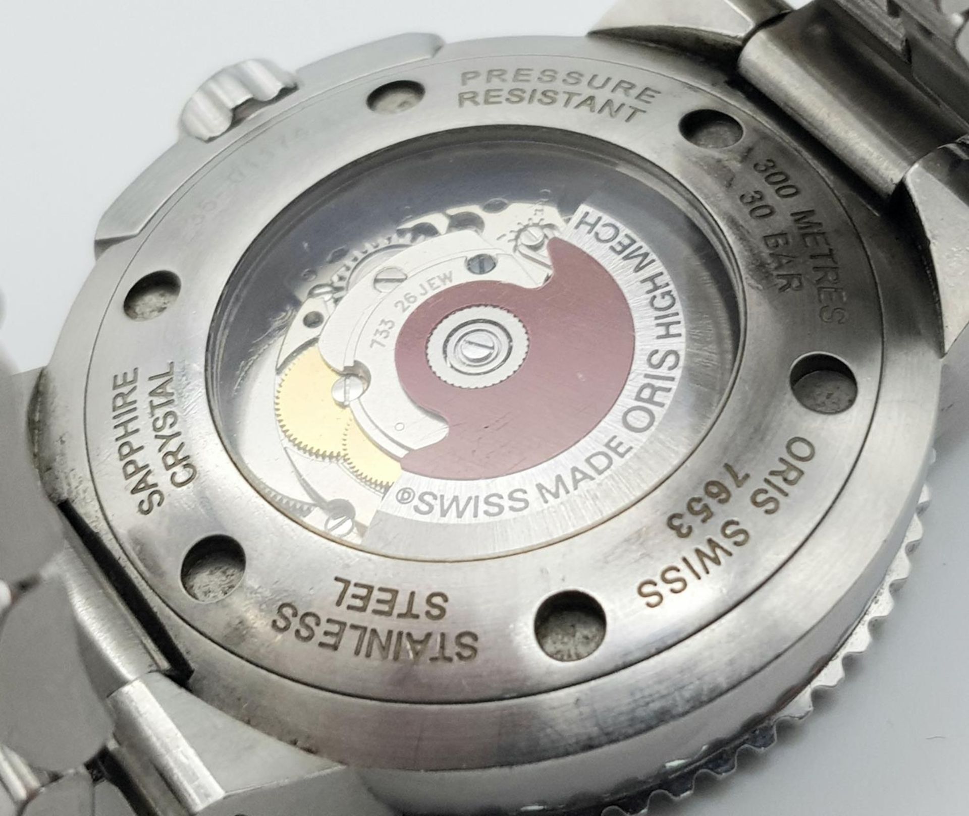 An Oris Automatic Divers Watch. Pressure resistant to 300M - Model 7653. Stainless steel bracelet - Bild 7 aus 8
