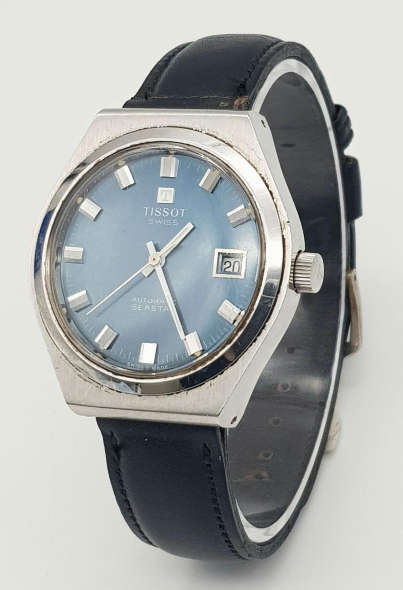 A Vintage Tissot Automatic Gents Watch. Black leather strap. Stainless steel case - 37mm. Blue