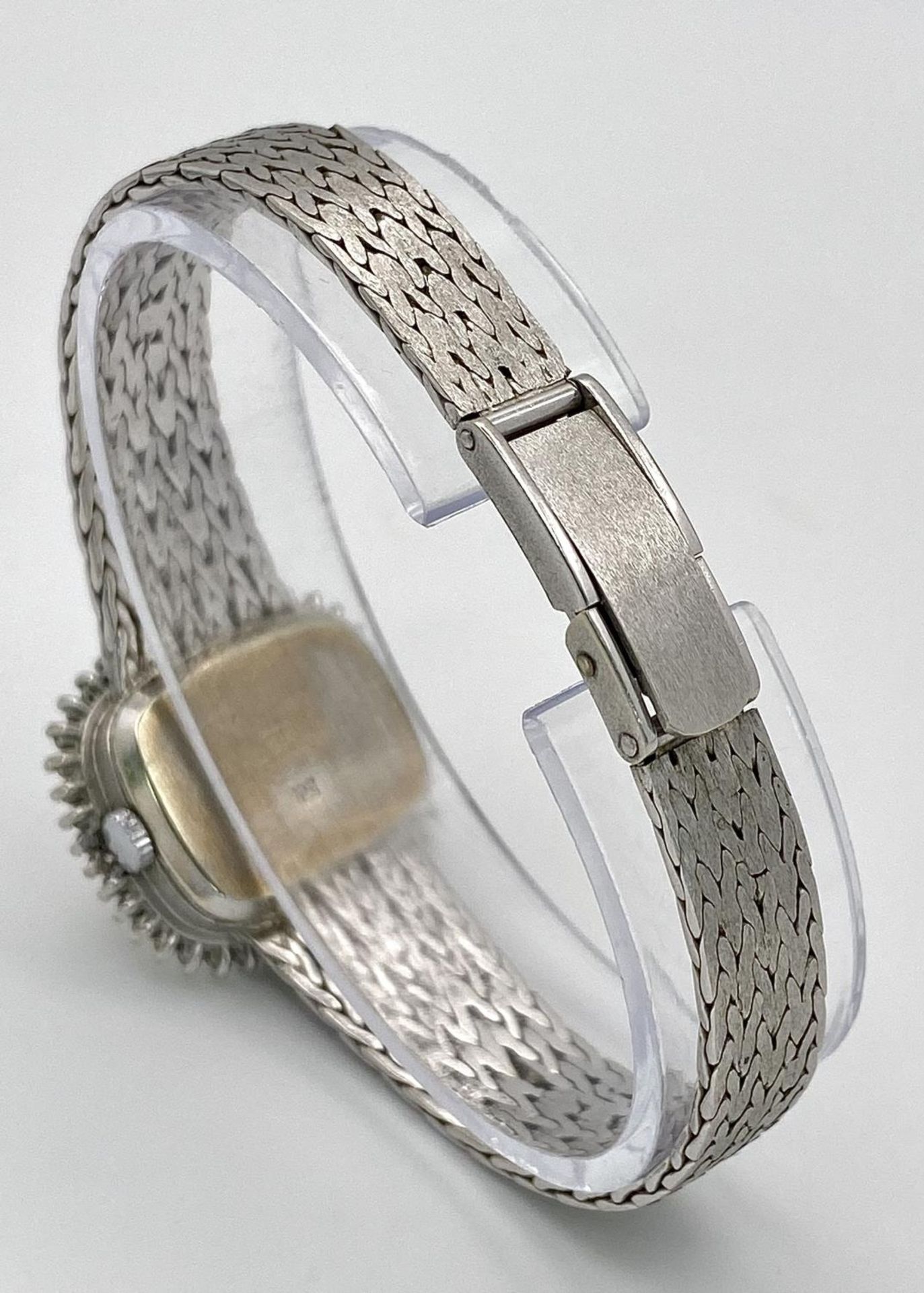 A Vintage Baylor 9K White Gold and Diamond Ladies Watch. 9k gold bracelet and case - 25mm. Diamond - Image 6 of 9