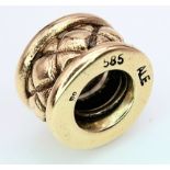 A 14K YELLOW GOLD PANDORA CHARM. 8mm diameter, 2.5g weight. Ref: SC 8136