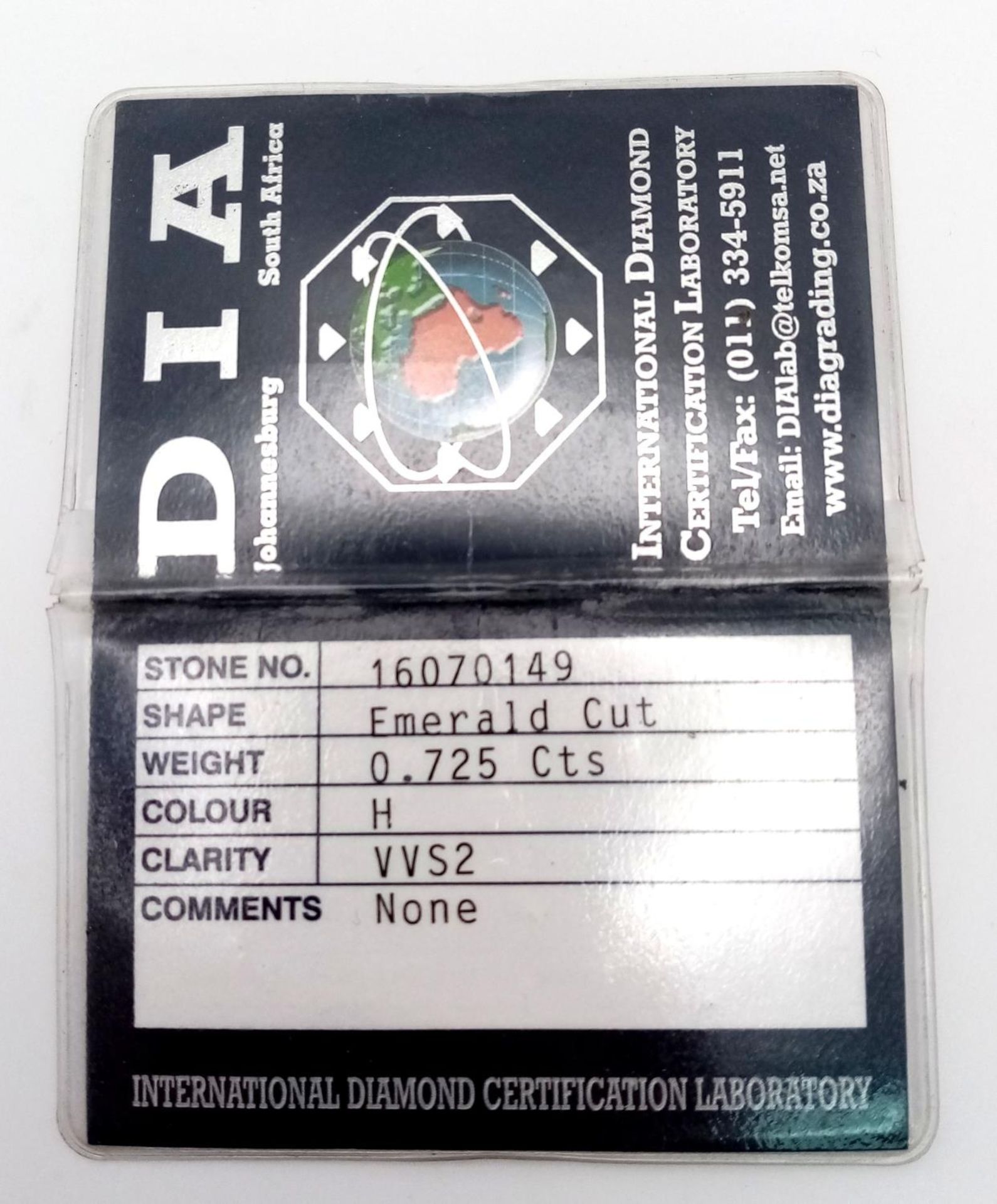 A 0.725ct Emerald Cut Diamond. VVS2 clarity. H colour. Comes with a DIA certificate. - Image 8 of 8