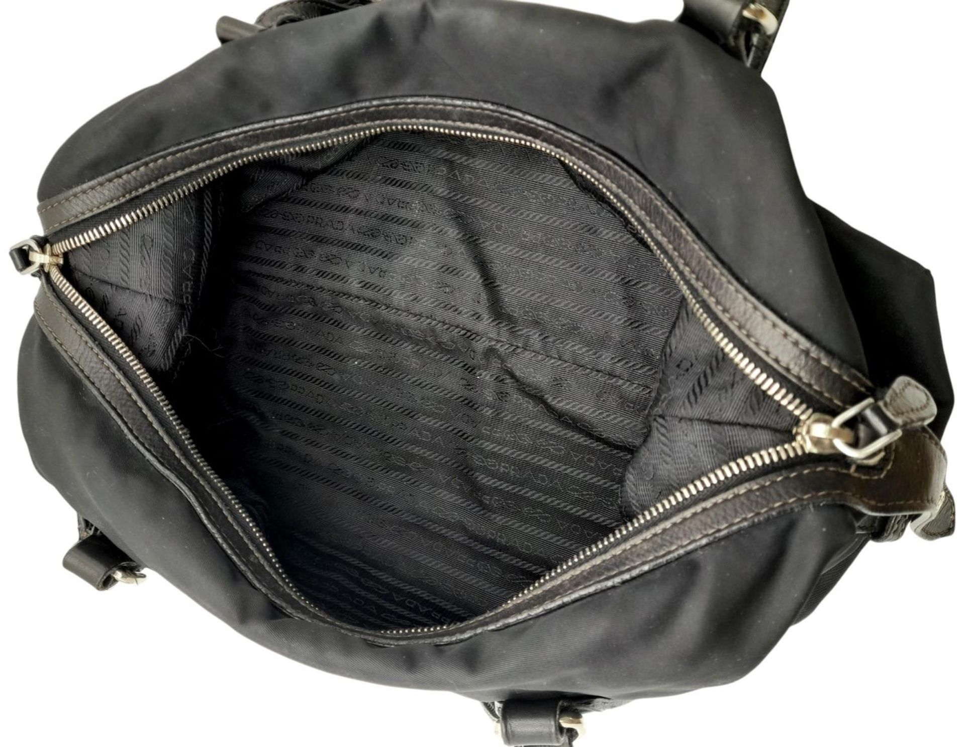 A Prada Black Tessuto Satchel. Textile exterior with leather trim, silver-tone hardware, a top zip - Bild 4 aus 7