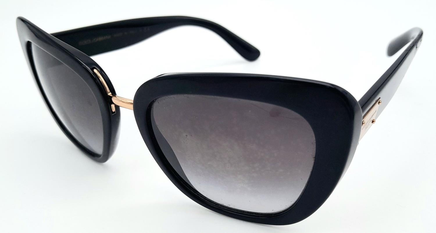 A Pair of Designer Dolce and Gabbana Sunglasses. - Image 2 of 7