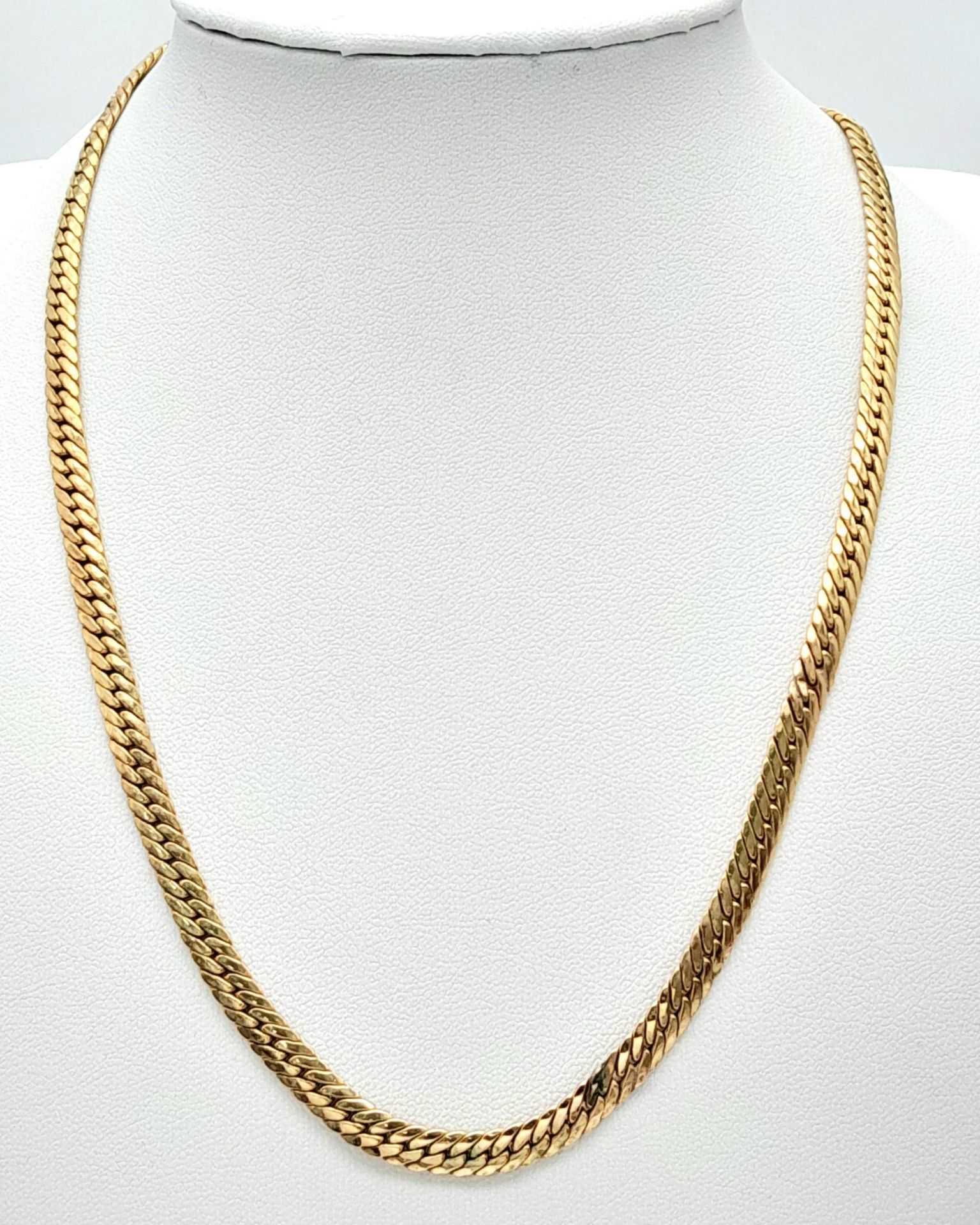 A 9K Yellow Gold Herringbone Chain. 40cm. 10.75g