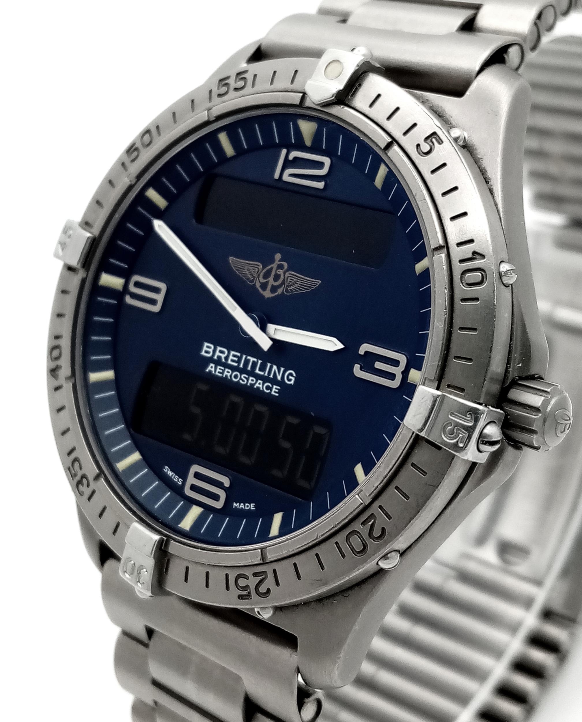 A Breitling E56062 Aerospace Quartz Pilots Watch. Titanium bracelet and case - 40mm. Blue dial - Image 4 of 9
