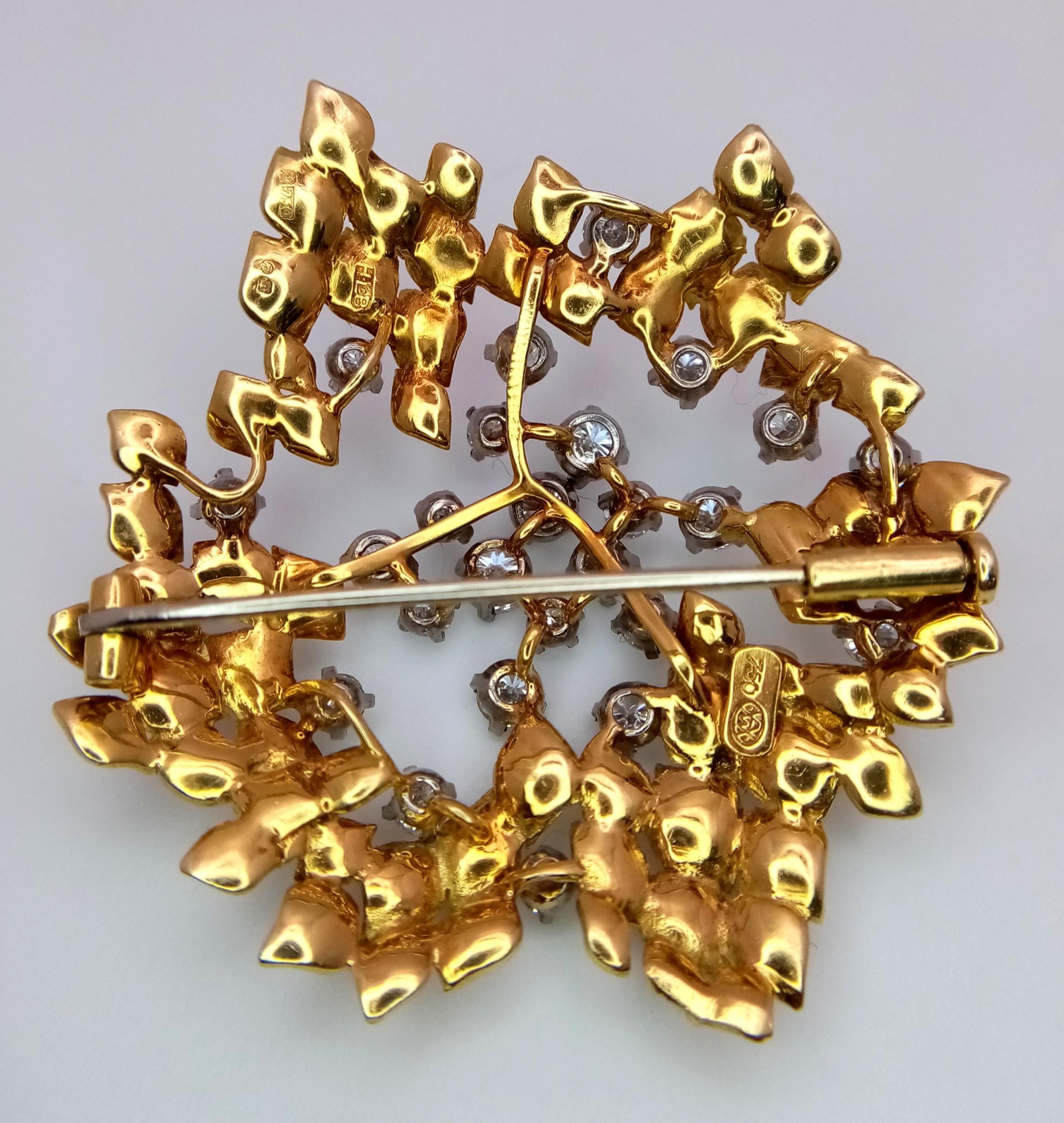 A Magical 18K Yellow Gold and Diamond Brooch. 1.5ctw of brilliant round cut diamonds amongst - Bild 4 aus 7