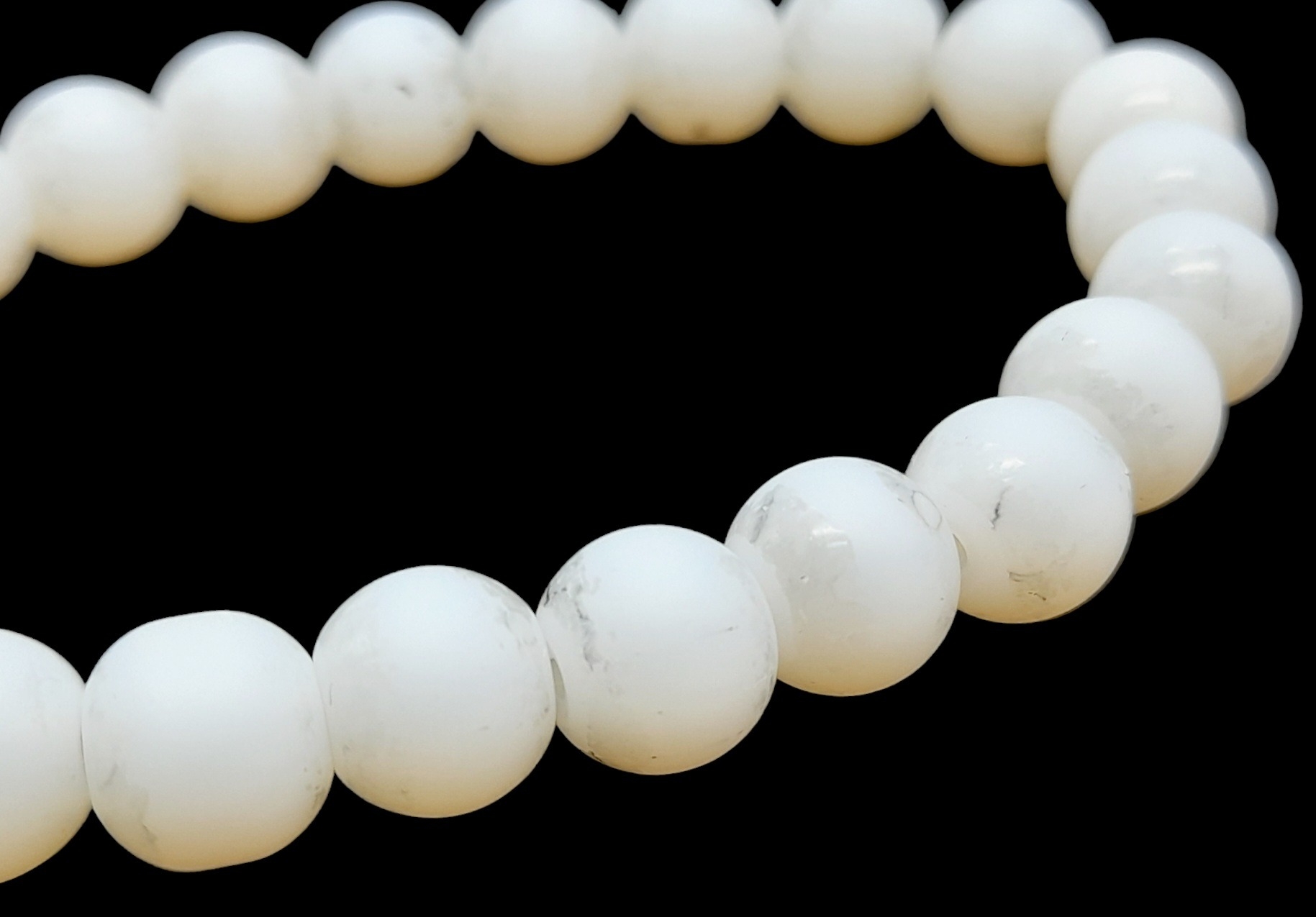 An Amazonite Expandable Bracelet. 7mm beads, 16g total weight. - Image 4 of 4