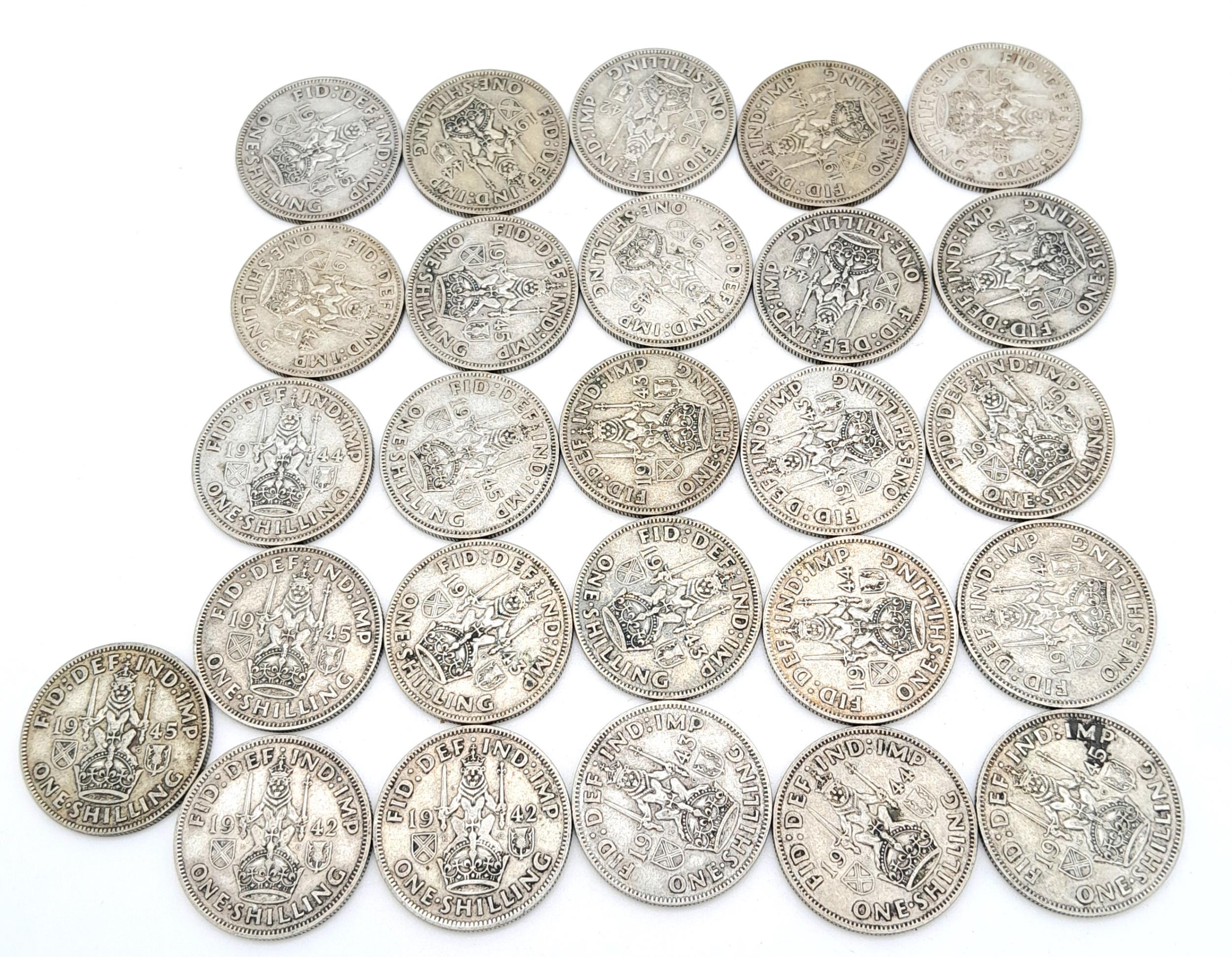 A Parcel of 26 WW2 Dated Pre-1947 Silver Shillings. Comprising 5 x 1942, 5 x 1943, 7 x 1944 & 9 x - Bild 2 aus 3