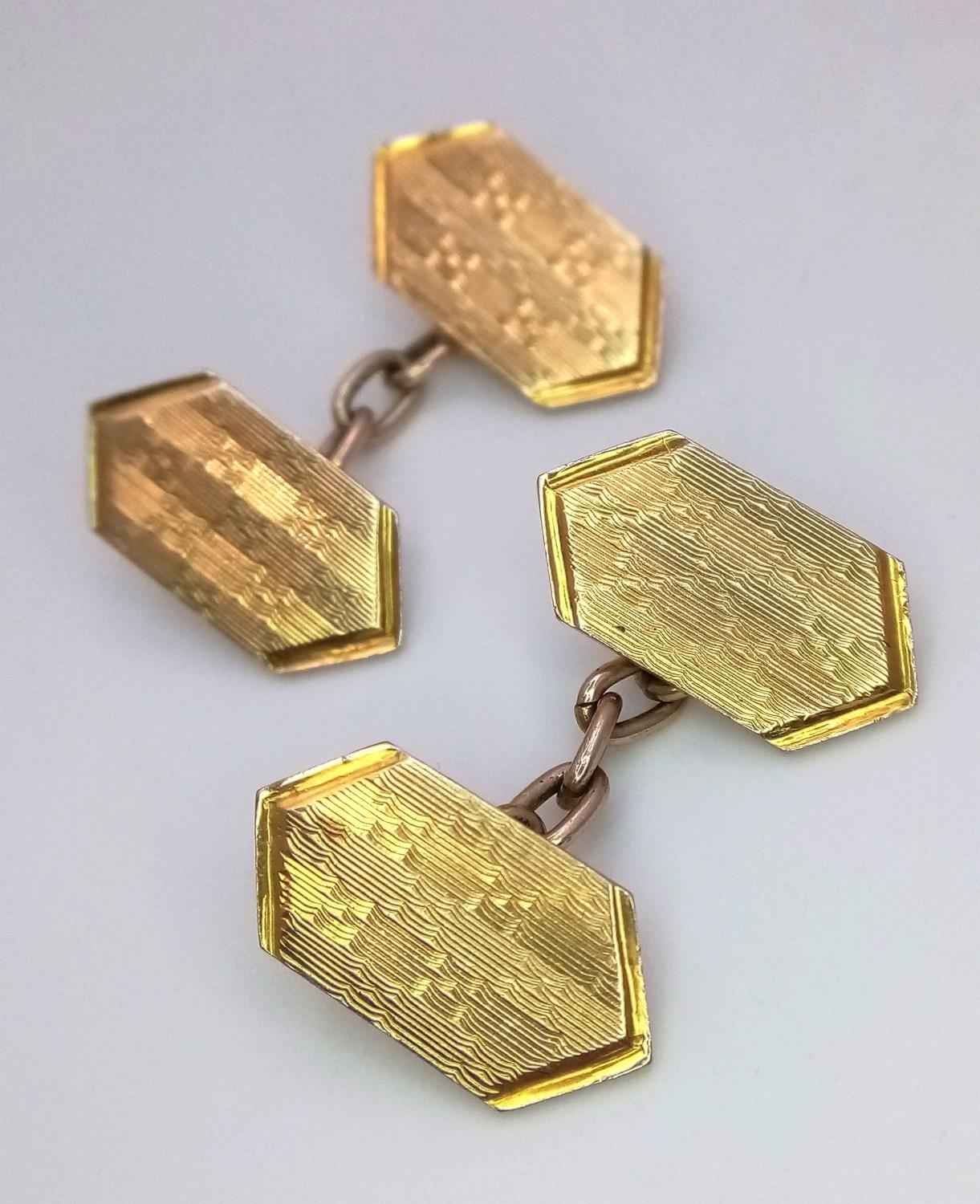 A Pair of Classic Vintage 9K Yellow Gold Cufflinks. 5.3g - Image 2 of 4