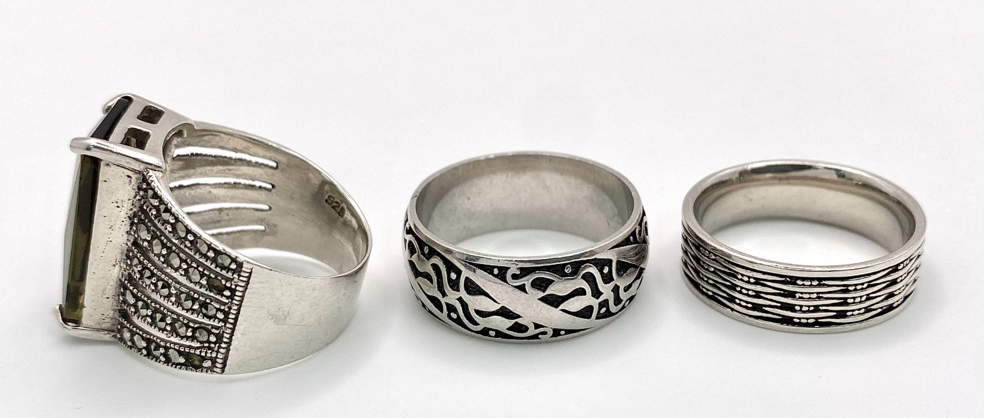 Three Different Style 925 Silver Rings. Sizes: 2 x R, 1 x U. - Bild 3 aus 6