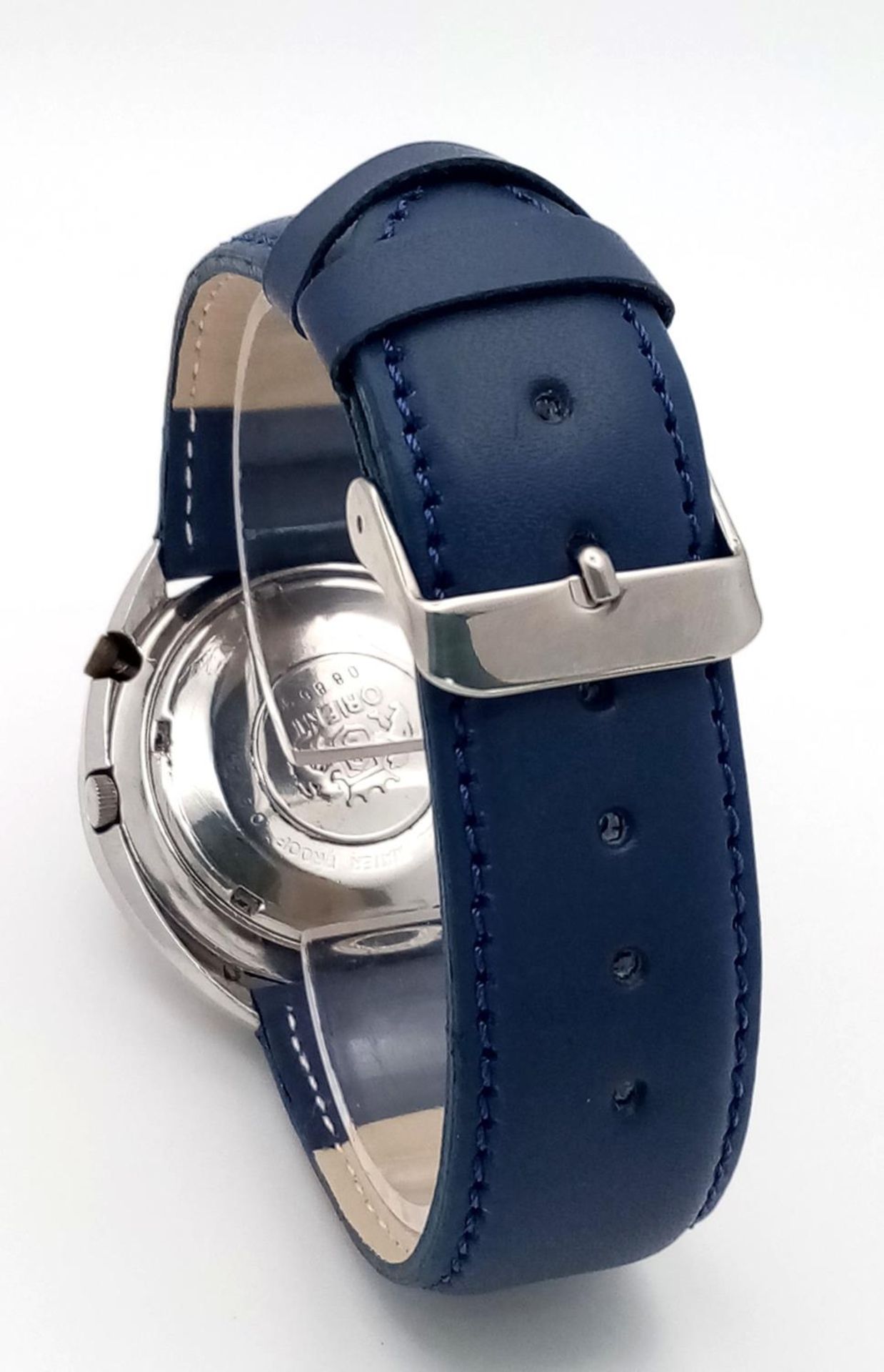 A Vintage Orient 21 Jewels Automatic Gents Watch. Blue leather strap. Stainless steel case - 40mm. - Bild 5 aus 6