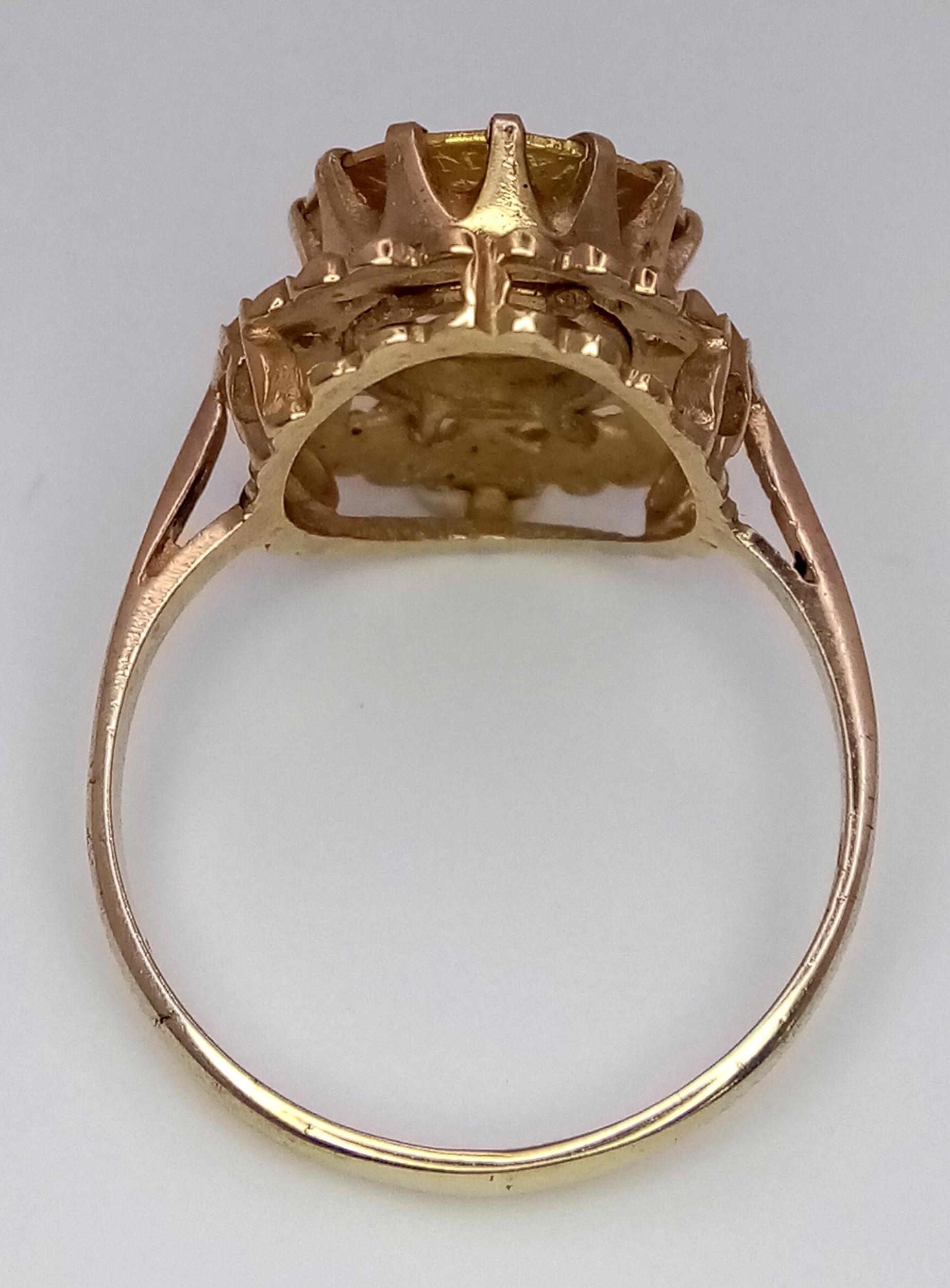 A 9 Carat Gold Tier Mounted Mexican/Columbian Gold Coin Set Ring Size P. Lower Crown Tier Measures - Image 4 of 5