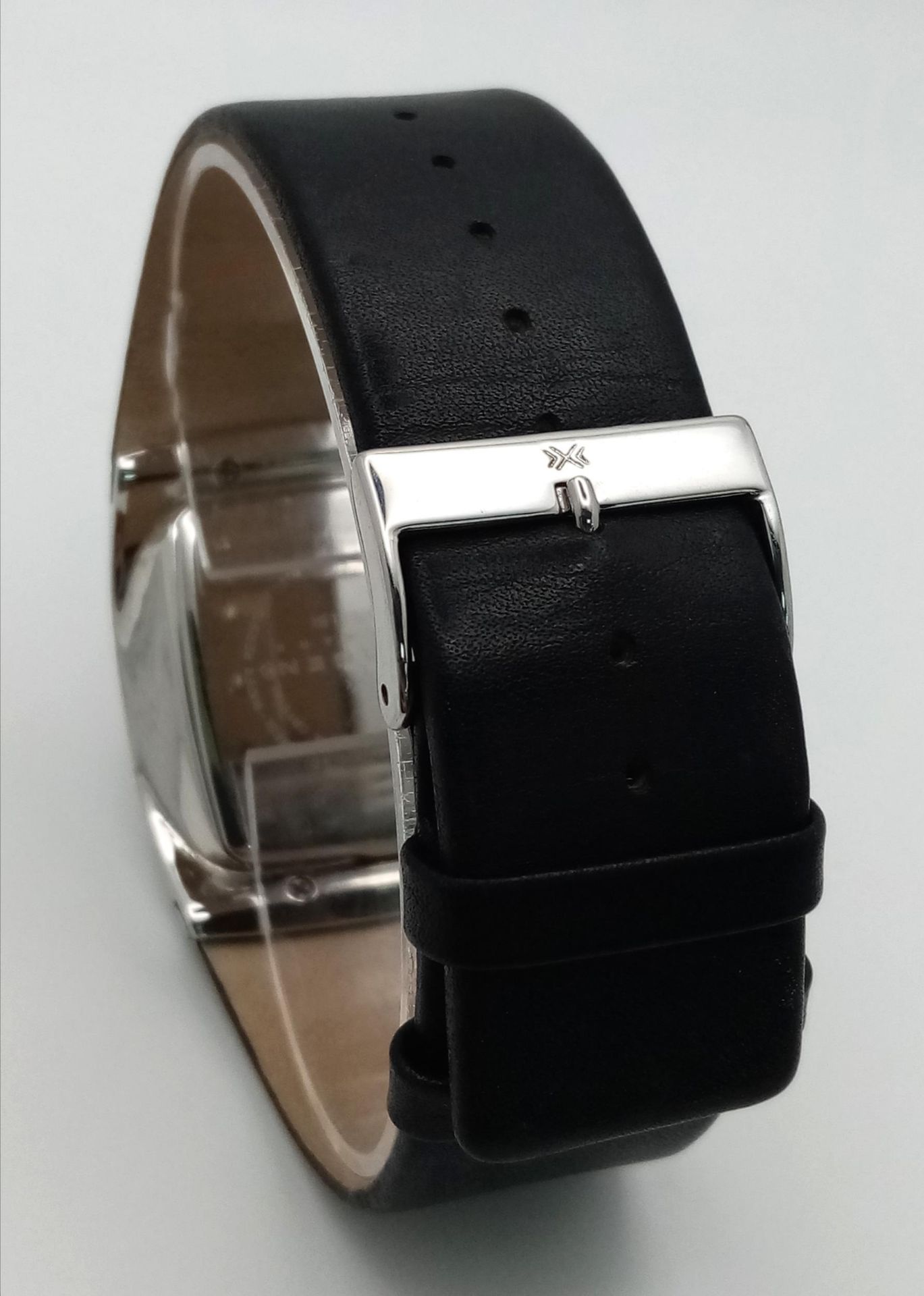 A Skagen of Denmark Stylish Quartz Gents Watch. Black leather strap. Black leather strap. Thin - Bild 5 aus 7