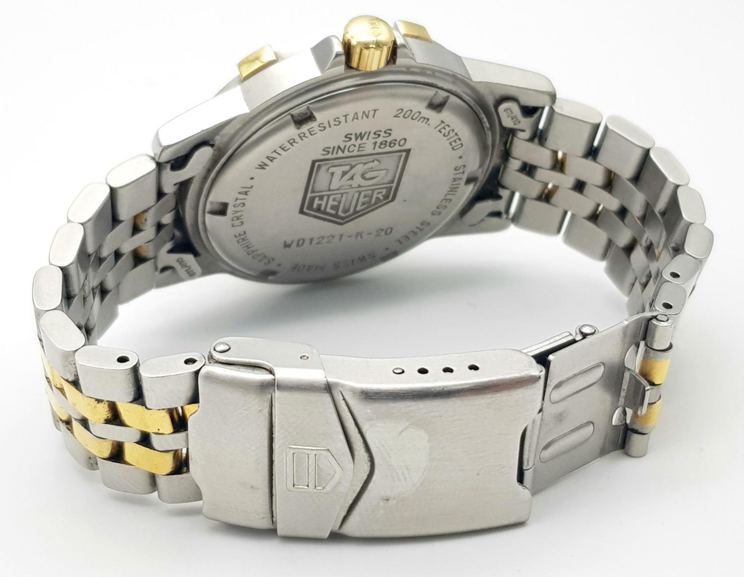 A Tag Heuer Professional Quartz Divers Watch. Two tone bracelet and case - 37mm, White dial with - Image 5 of 5