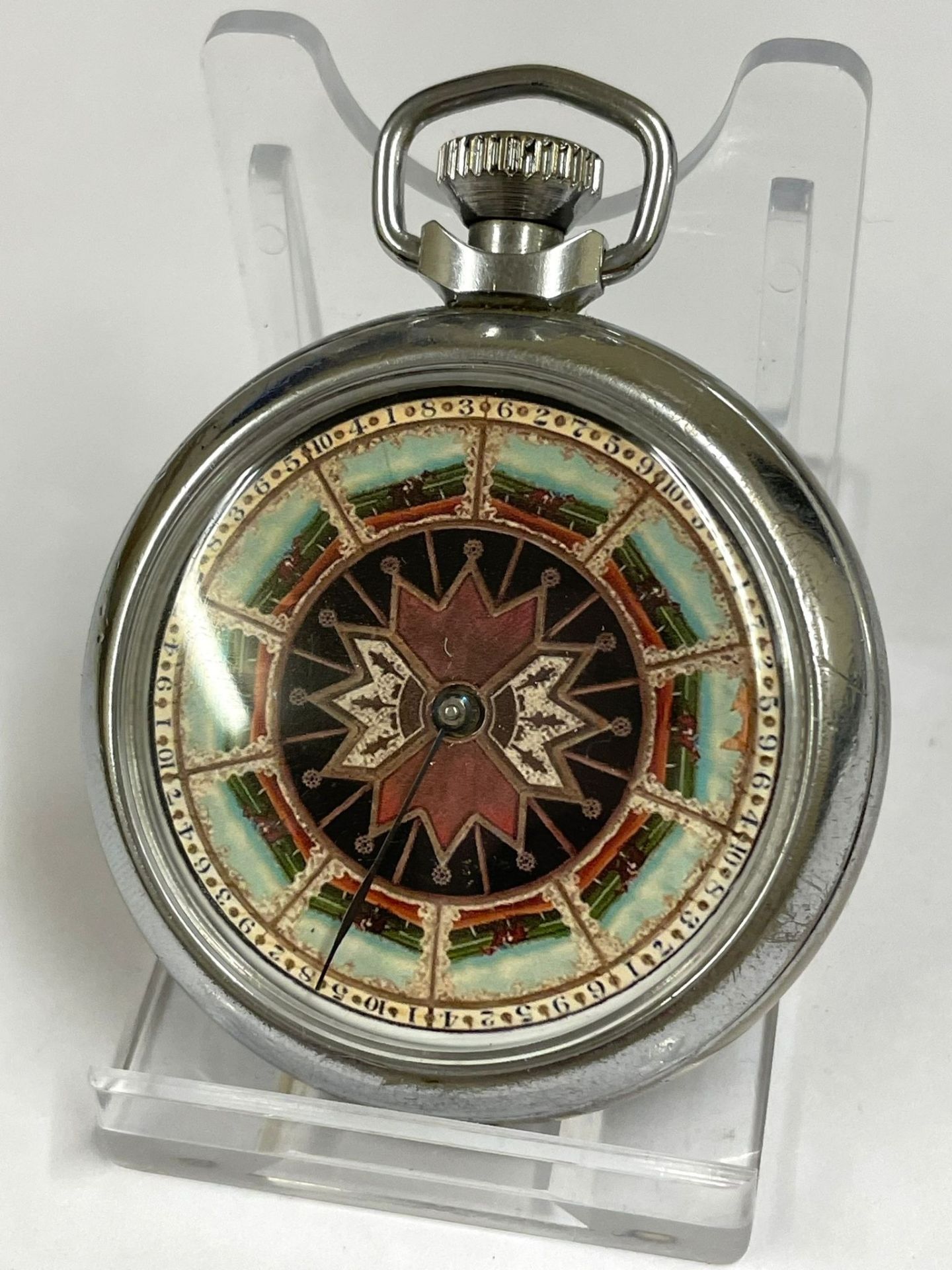 A Vintage gambling spinning horse racing gaming pocket watch . In working order. - Image 2 of 2