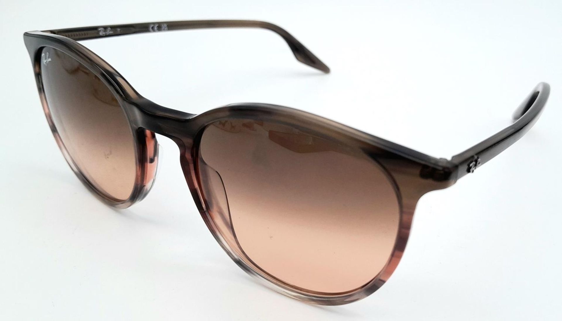A Pair of Ray-Ban Ladies Sunglasses.