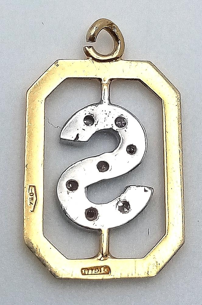 AN 18K YELLOW GOLD DIAMOND SET INITIAL S CHARM. 16mm length, 0.9g total weight. Ref: SC 9041 - Image 2 of 4