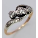 A (TESTED AS) 18K YELLOW GOLD & PLATINUM VINTAGE 3 STONE DIAMOND TWIST RING 2.6G SIZE P. SC 9079