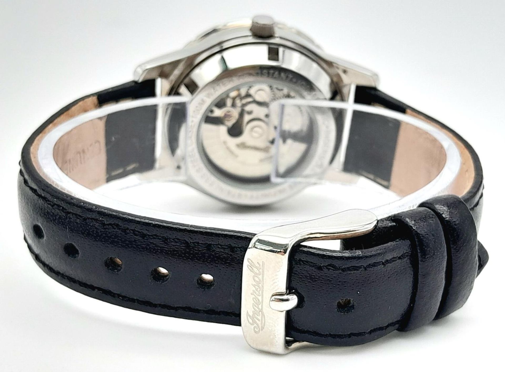 An Ingersoll Automatic Skeleton Ladies Watch. Black leather strap. Stainless steel case - 32mm. - Bild 4 aus 6