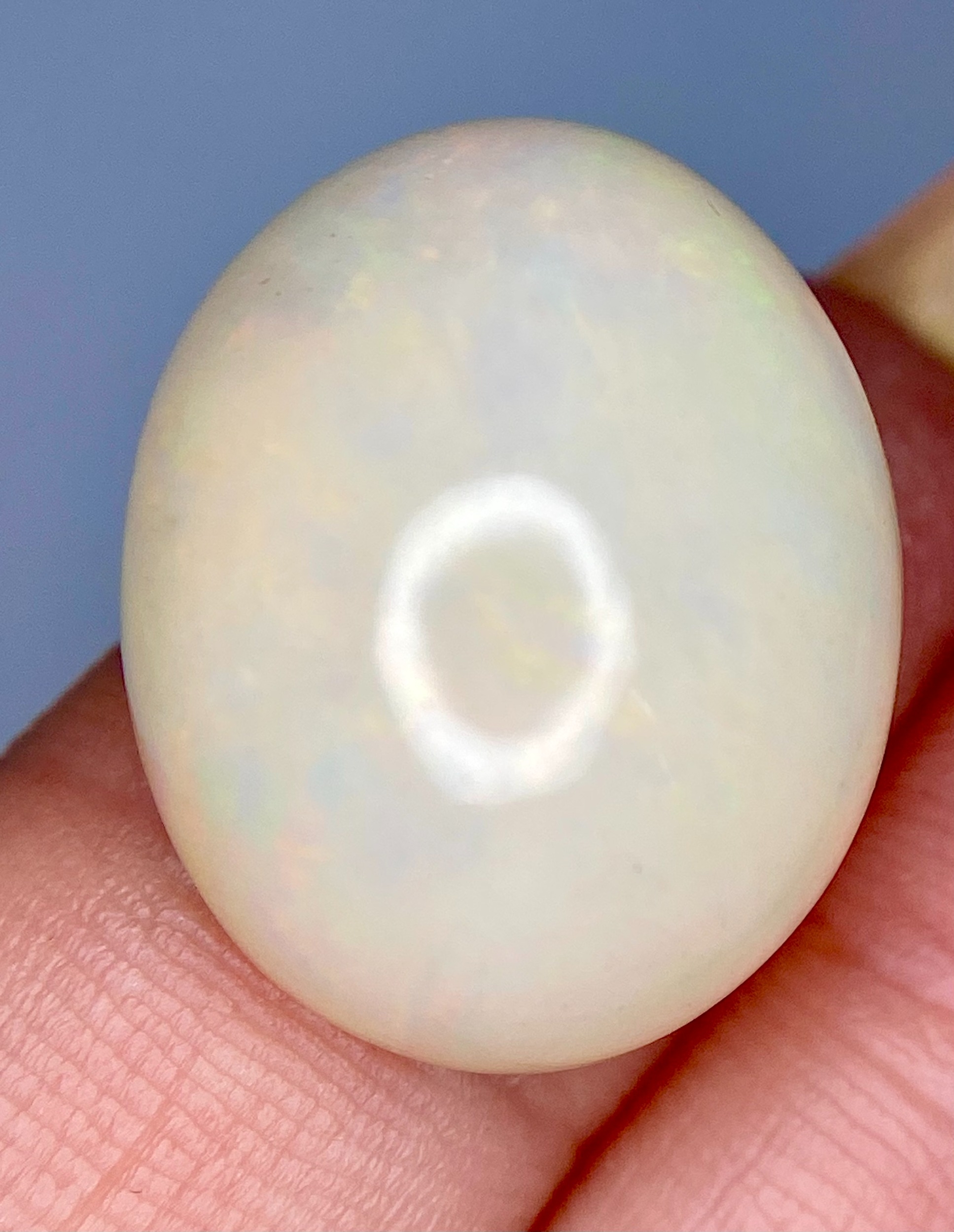 An 18.14ct Large Ethiopian Opal Gemstone - ITLGR Certified. - Image 3 of 4