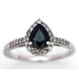 A 9K WHITE GOLD DIAMOND & SAPPHIRE RING, WITH DIAMONDS SET ON BOTH SHOULDER 0.12CT 2G SIZE L. SC