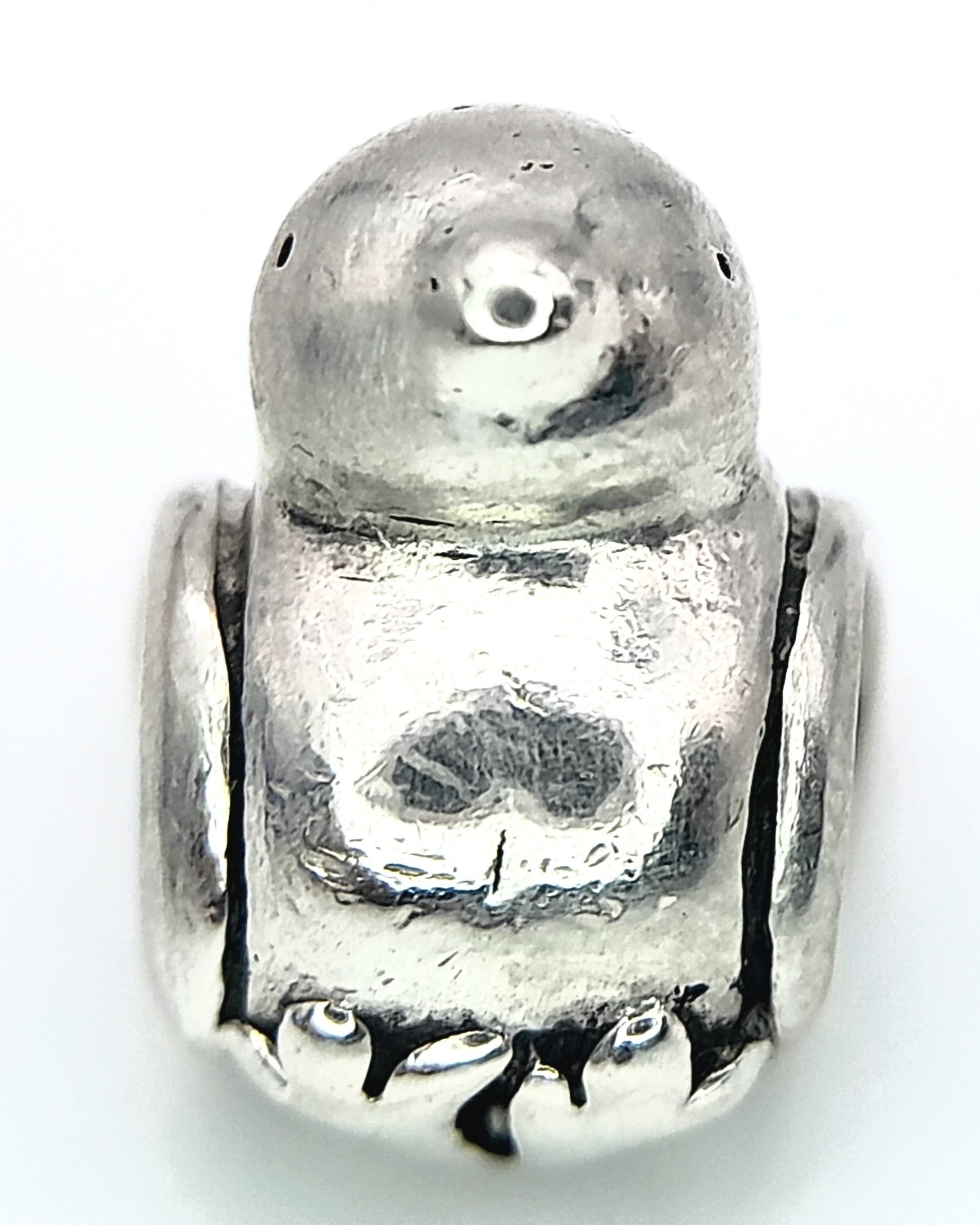 A STERLING SILVER PANDORA LOVE BIRD/DOVE CHARM. 1.3cm x 1.2cm, 4.4g weight. Ref: SC 8122 - Image 2 of 5