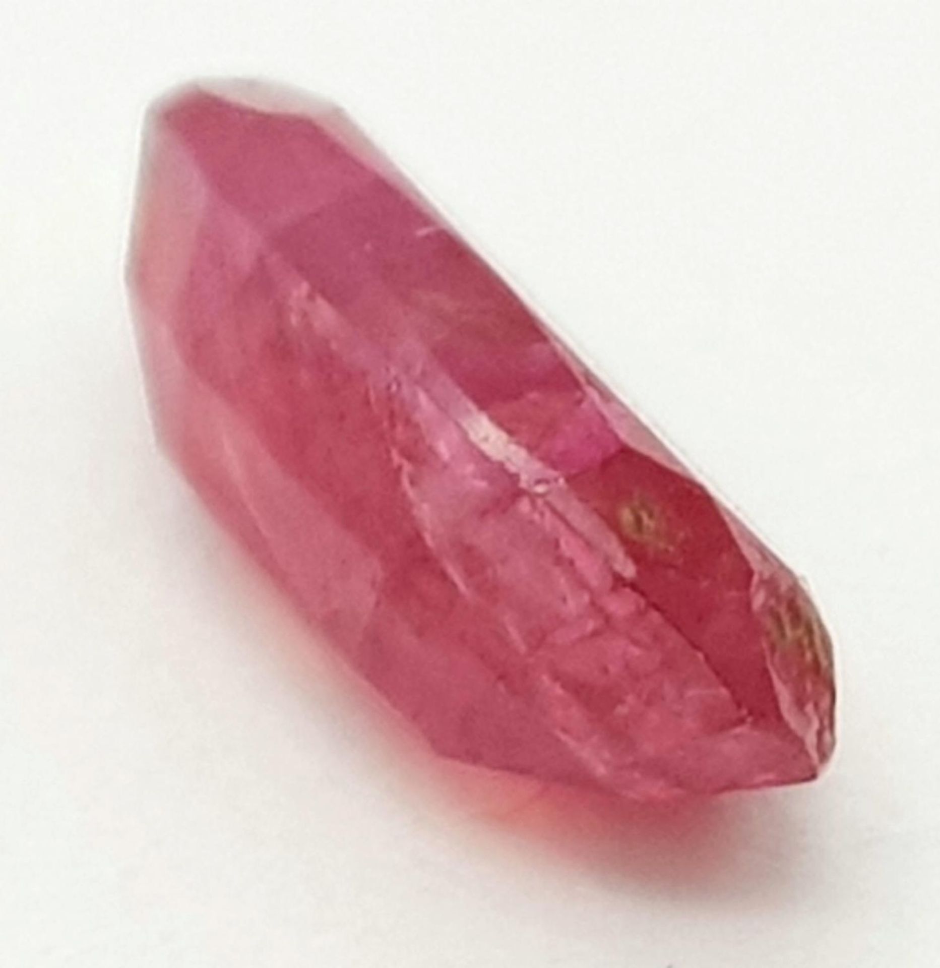 A 1.47ct Untreated Mozambique Ruby Gemstone - GFCO Swiss Certified. - Image 3 of 5