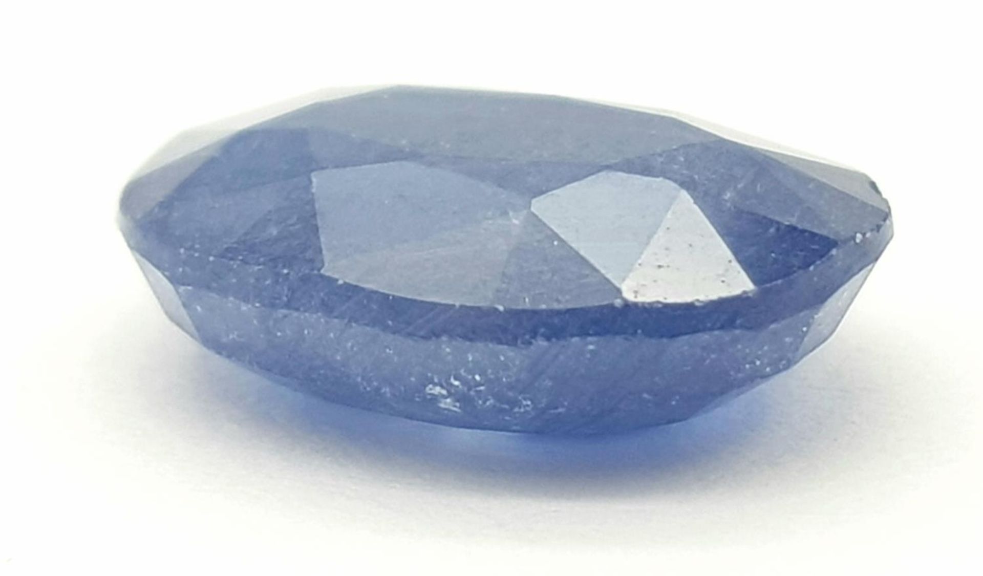 A 6.50ct African Blue Sapphire - AIG Certified. - Image 4 of 5