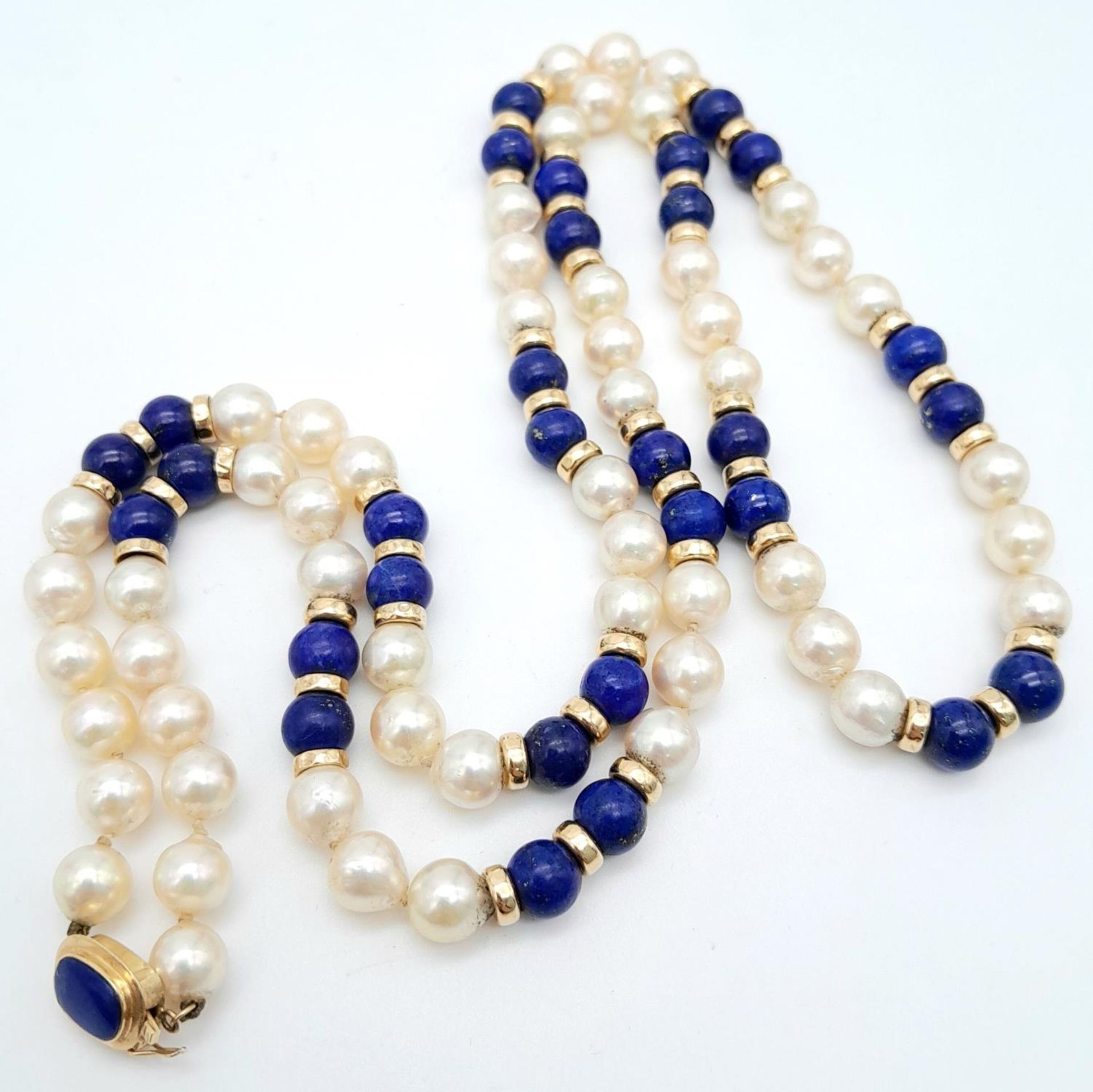 A Lapis and Pearl Necklace with 14K Gold Spacers and Clasp. 68cm - Bild 3 aus 6