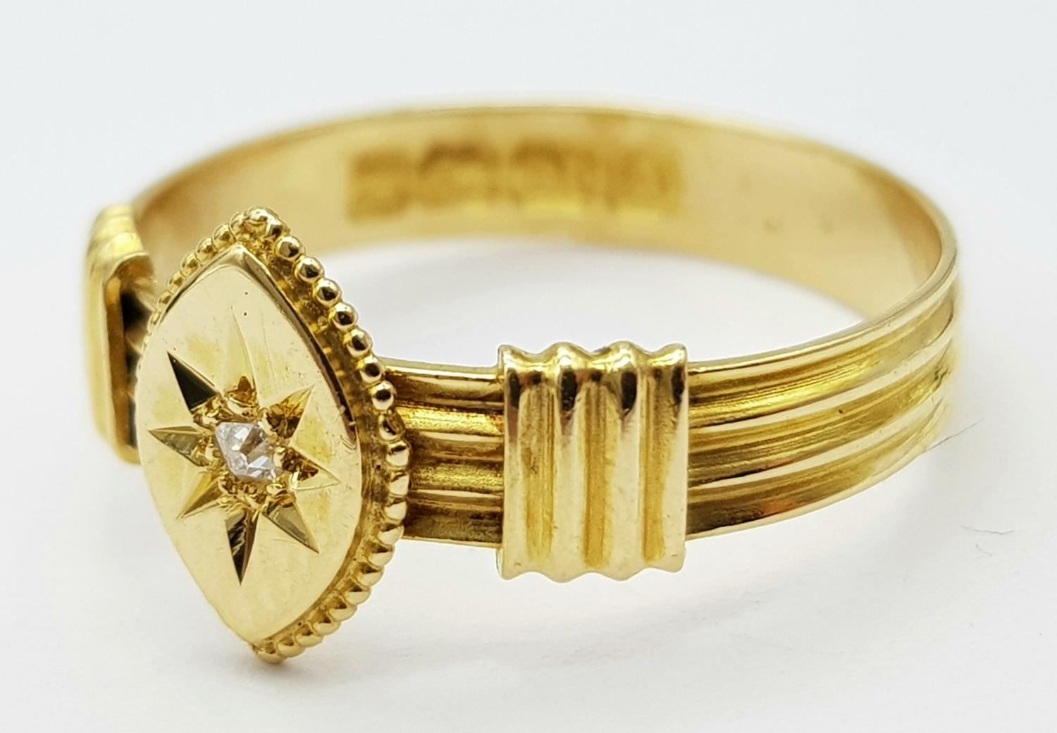 AN ANTIQUE 18K YELLOW GOLD DIAMOND RING. Hallmarked Birmingham, 1894. Size O, 2.5g total weight. - Image 3 of 5