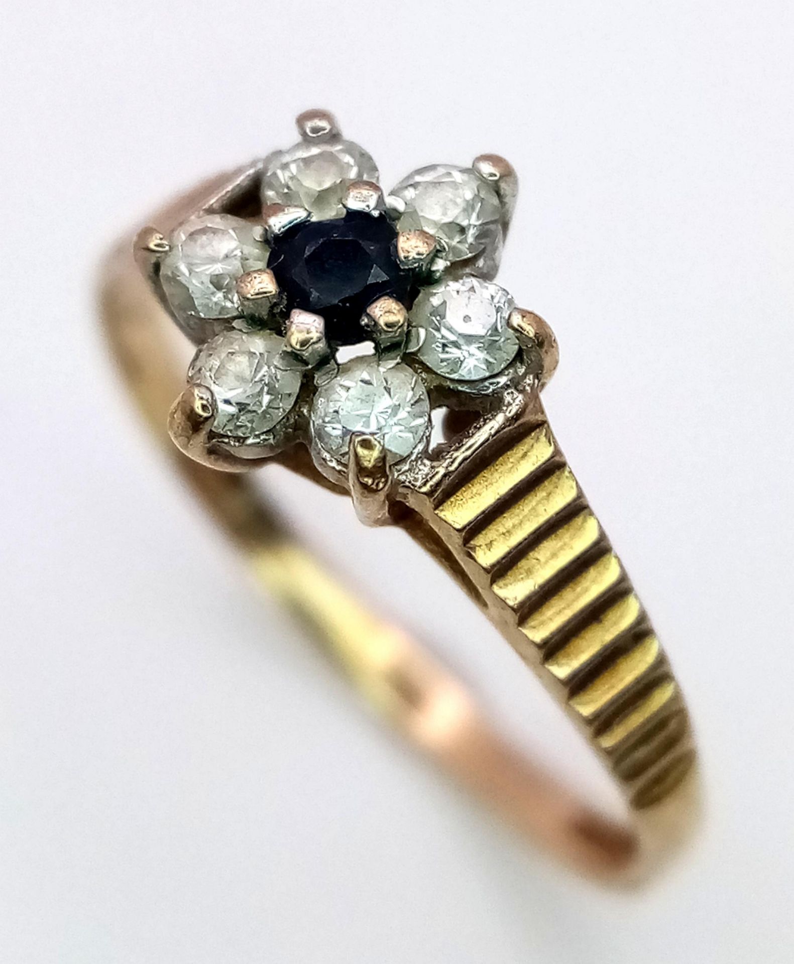 A Vintage 9K Yellow Gold Sapphire and White Zircon Ring. Size L. 1.2g total weight. - Image 3 of 6