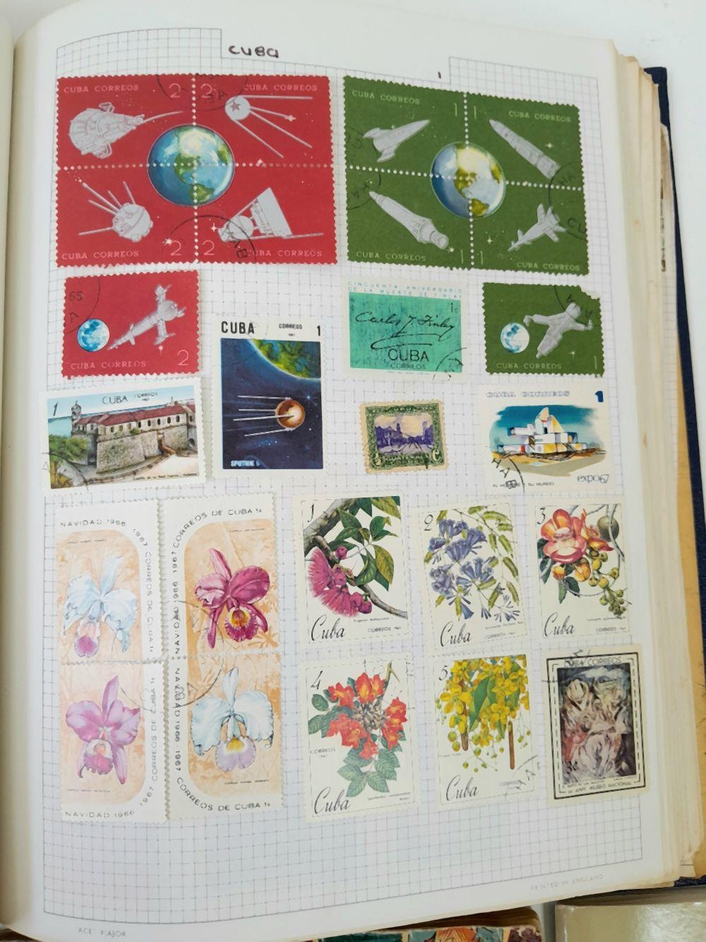 A Stamp Collection - Please see photos for finer details. - Bild 7 aus 8