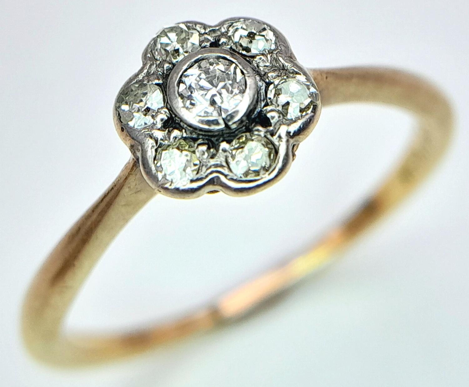 An Antique 18K Yellow Gold Old Cut Diamond Cluster Ring. Size N, 2.05g total weight. - Image 2 of 5