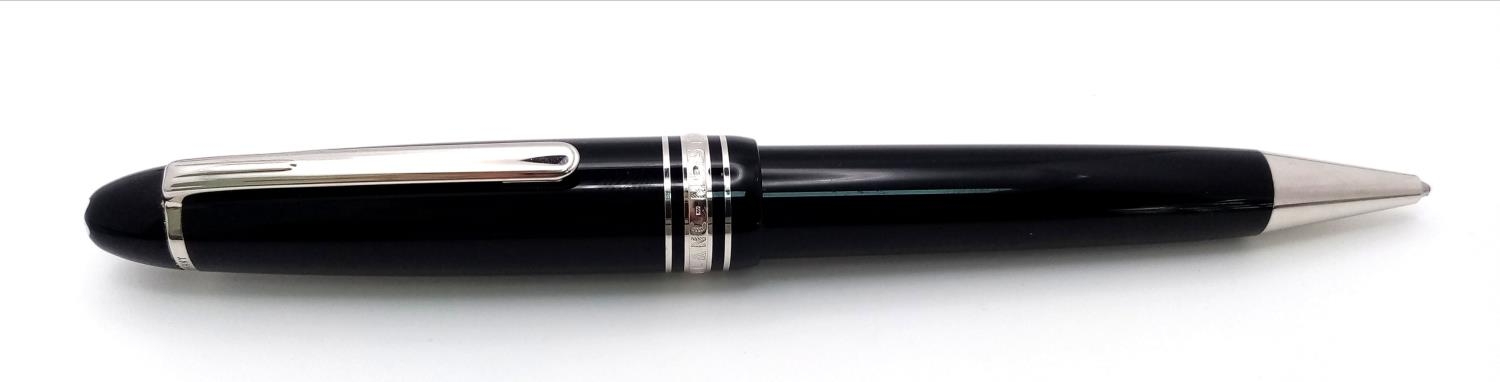 A Montblanc Meisterstuck Black Lacquered Ballpoint Pen. 15cm - Bild 3 aus 5