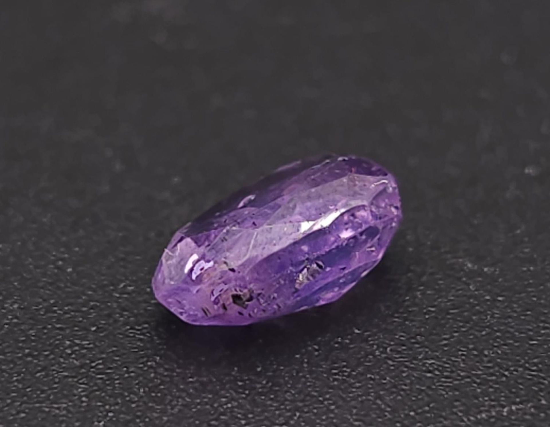 A 1.81ct Rare Untreated Kashmir Pink Violet Sapphire - GFCO Swiss Certified. - Bild 3 aus 4