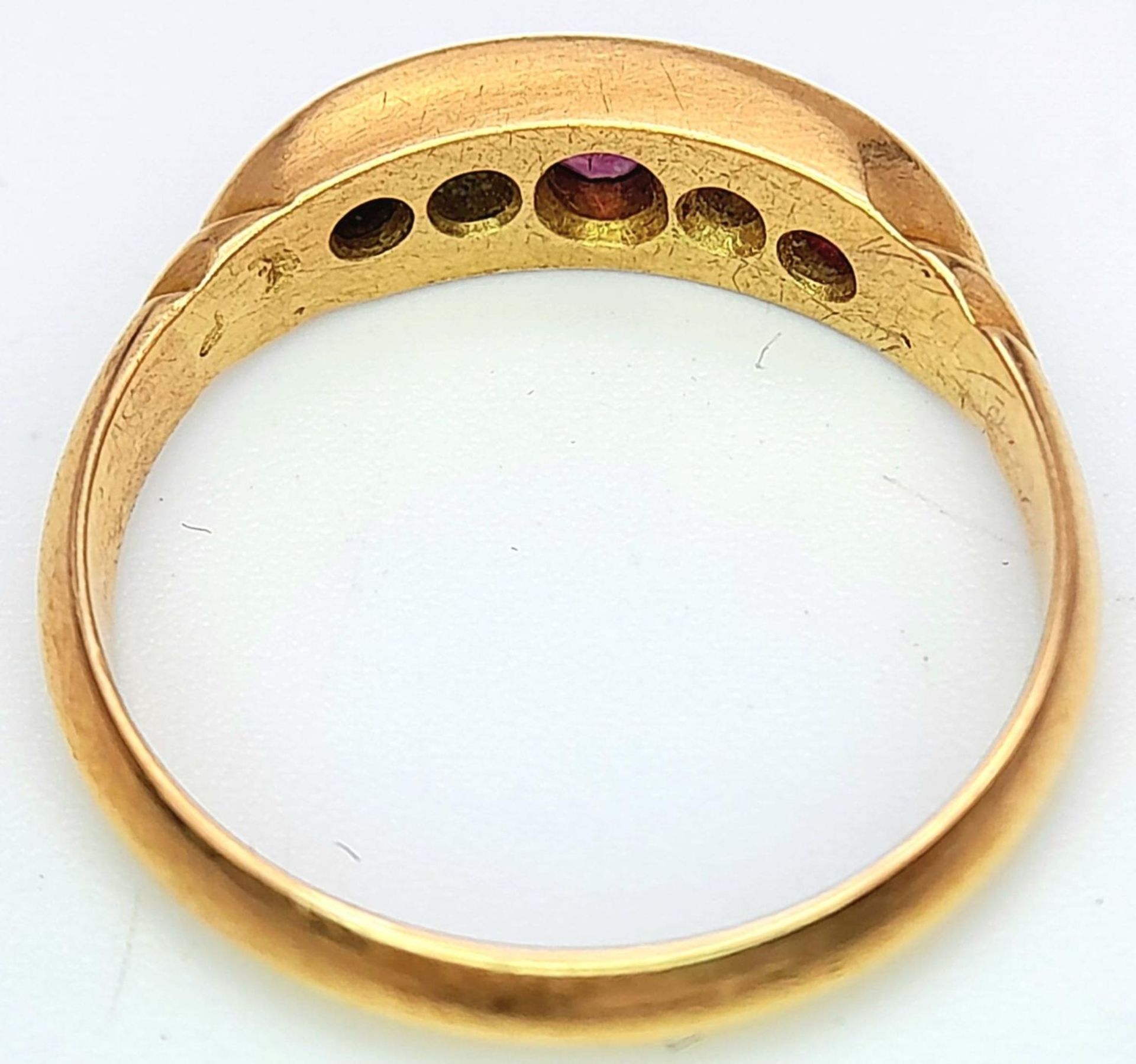 An Antique 18K Yellow Gold Ruby and Diamond Ring. Size K/L, 2.78g total weight. - Image 4 of 5