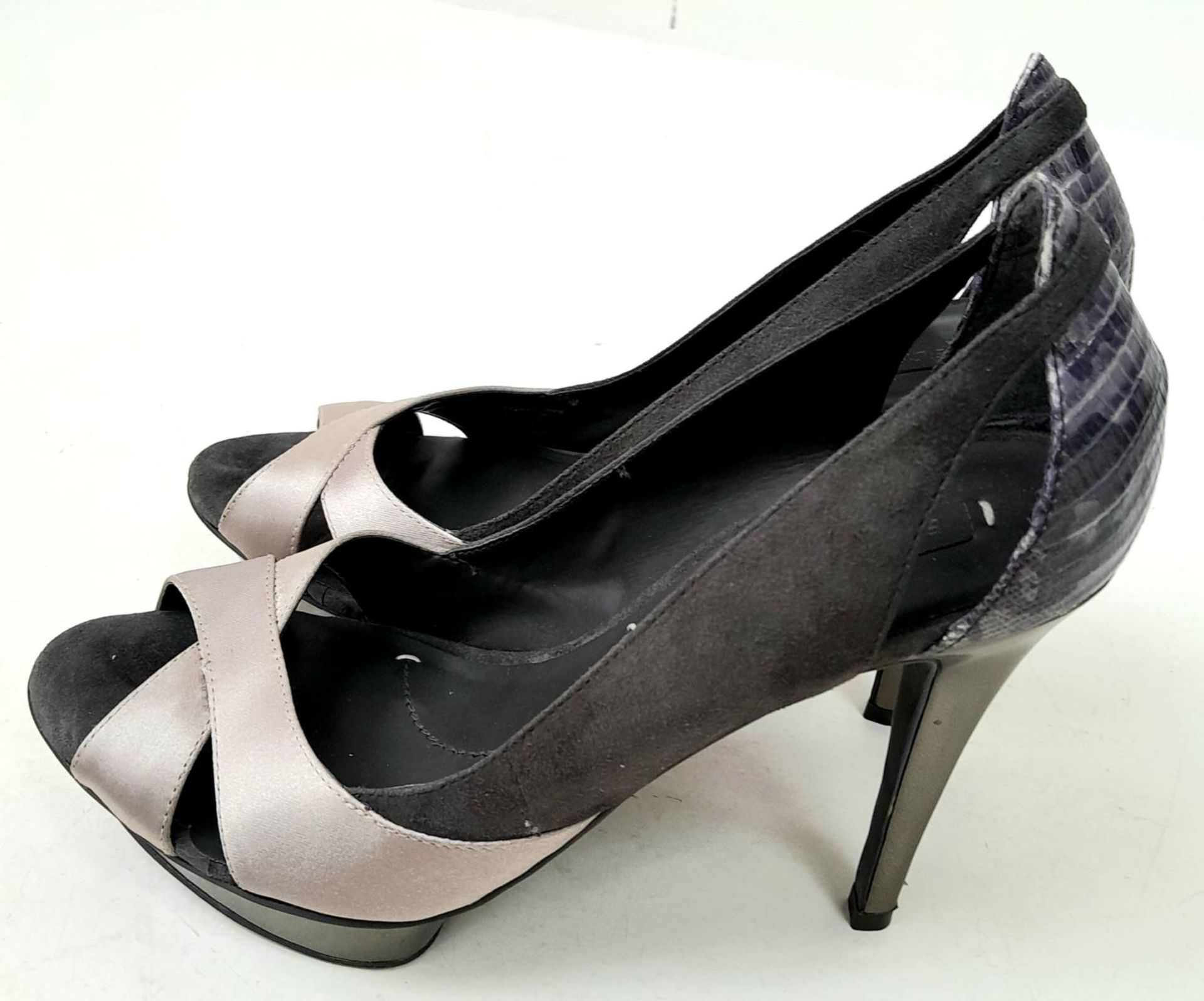 A pair of lightly used high heel (4") ladies shoes by Max Mara - Image 5 of 6