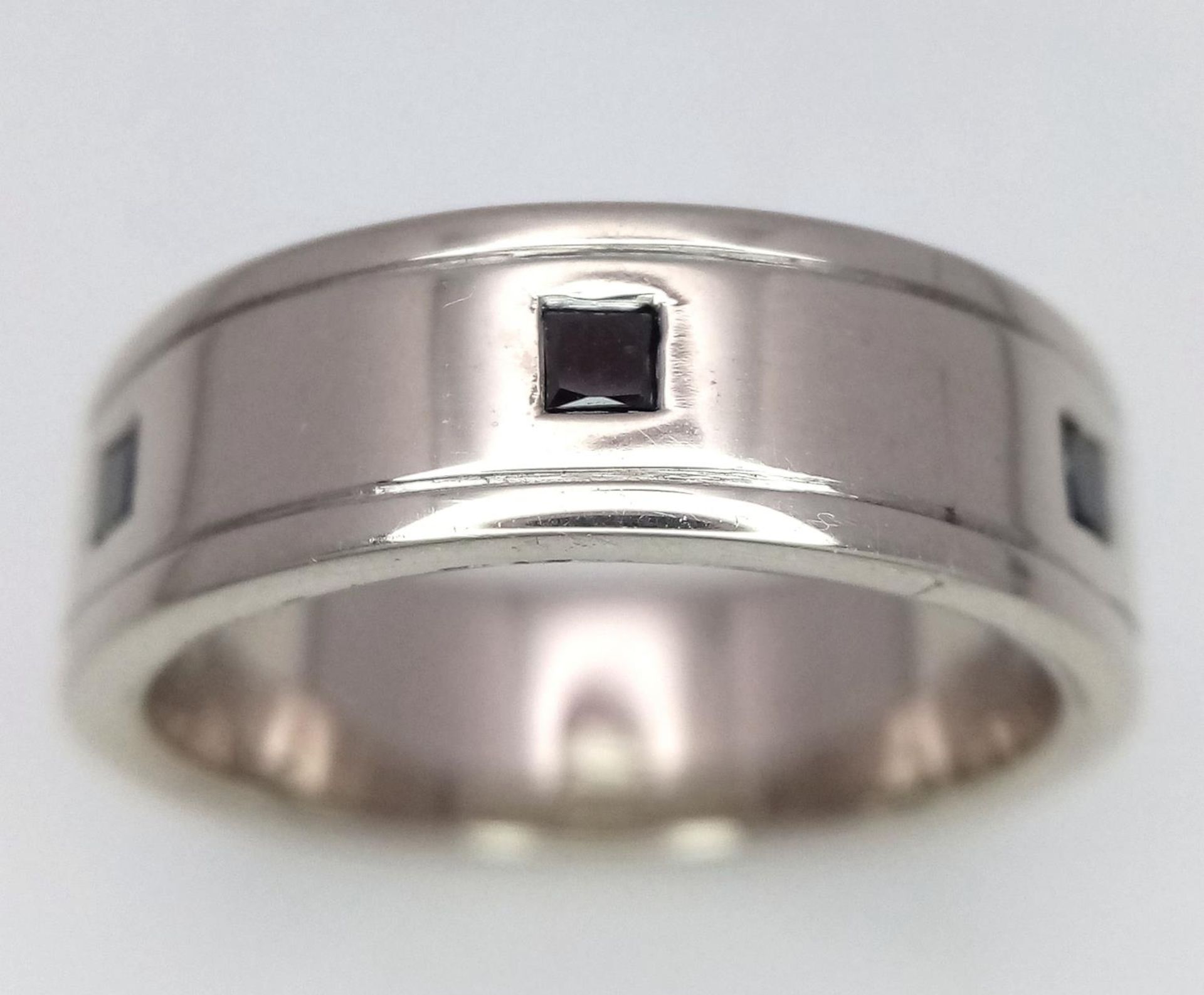 A 9K White Gold Sapphire Eternity Ring. Size S. 9.2g - Image 2 of 5