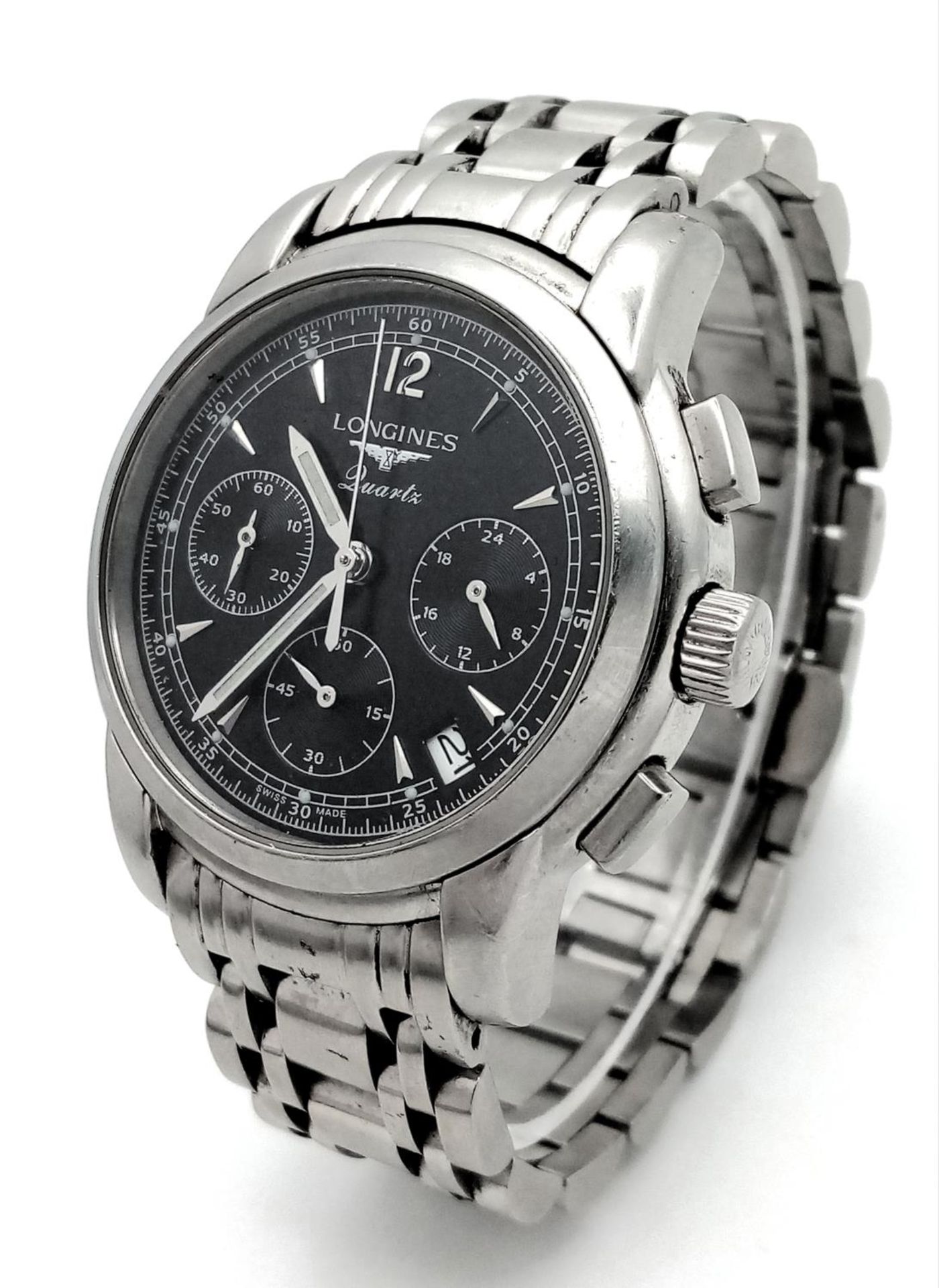 A Longine Quartz Chronograph Gents Watch. Stainless steel bracelet and case - 39mm. Black dial