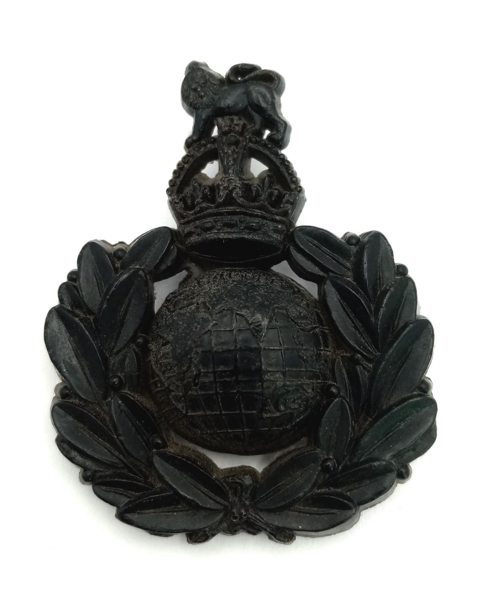 WW2 Plastic (Cellulose Acetate) Economy Issue Royal Marine Cap Badge. Maker Marked: A. Stanley &