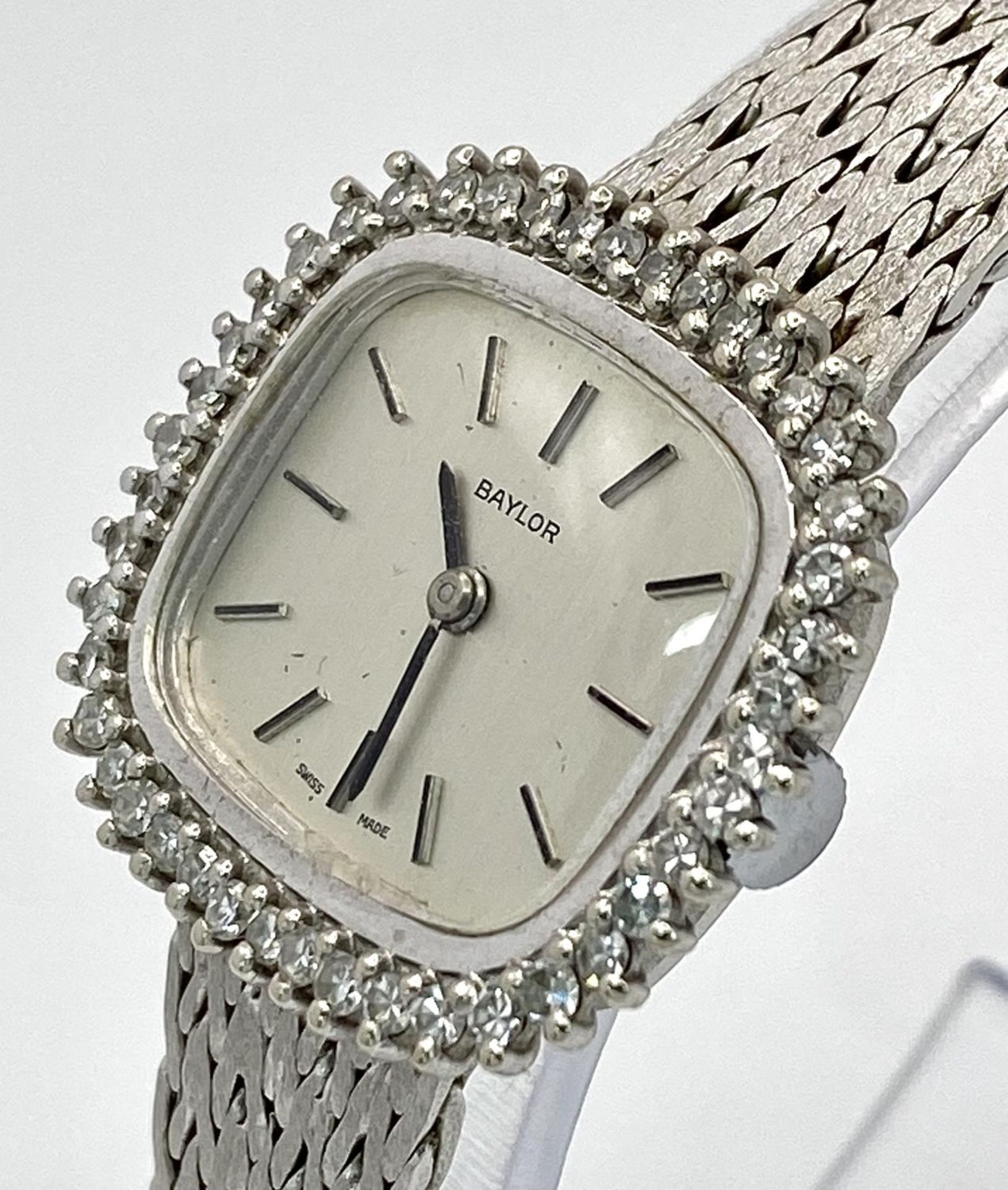 A Vintage Baylor 9K White Gold and Diamond Ladies Watch. 9k gold bracelet and case - 25mm. Diamond - Image 3 of 9