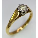 A VINTAGE 18K YELLOW GOLD DIAMOND SOLITAIRE RING. 0.15CT. 2.6G. SIZE L 1/2.