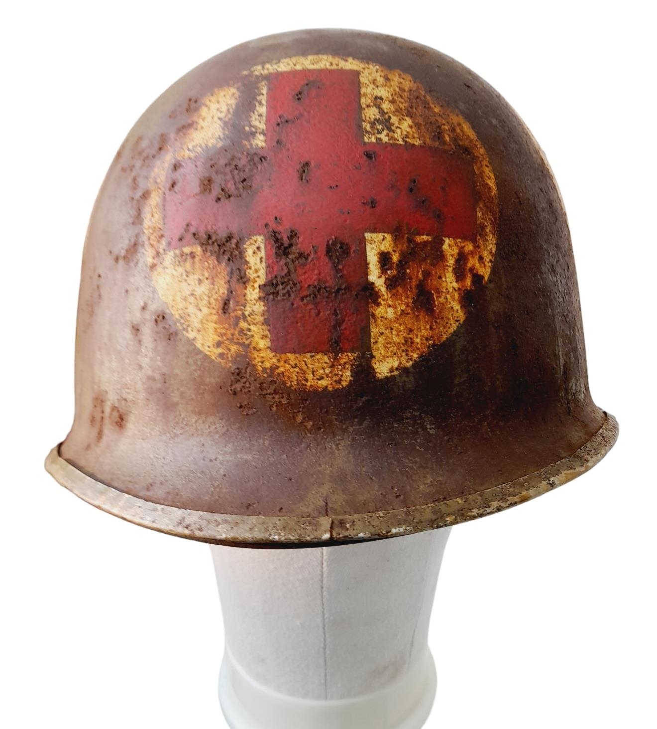WW2 US M1 Swivel Bale Medics Helmet with Capac Liner. The helmet has the correct front edgeseam - Image 3 of 5